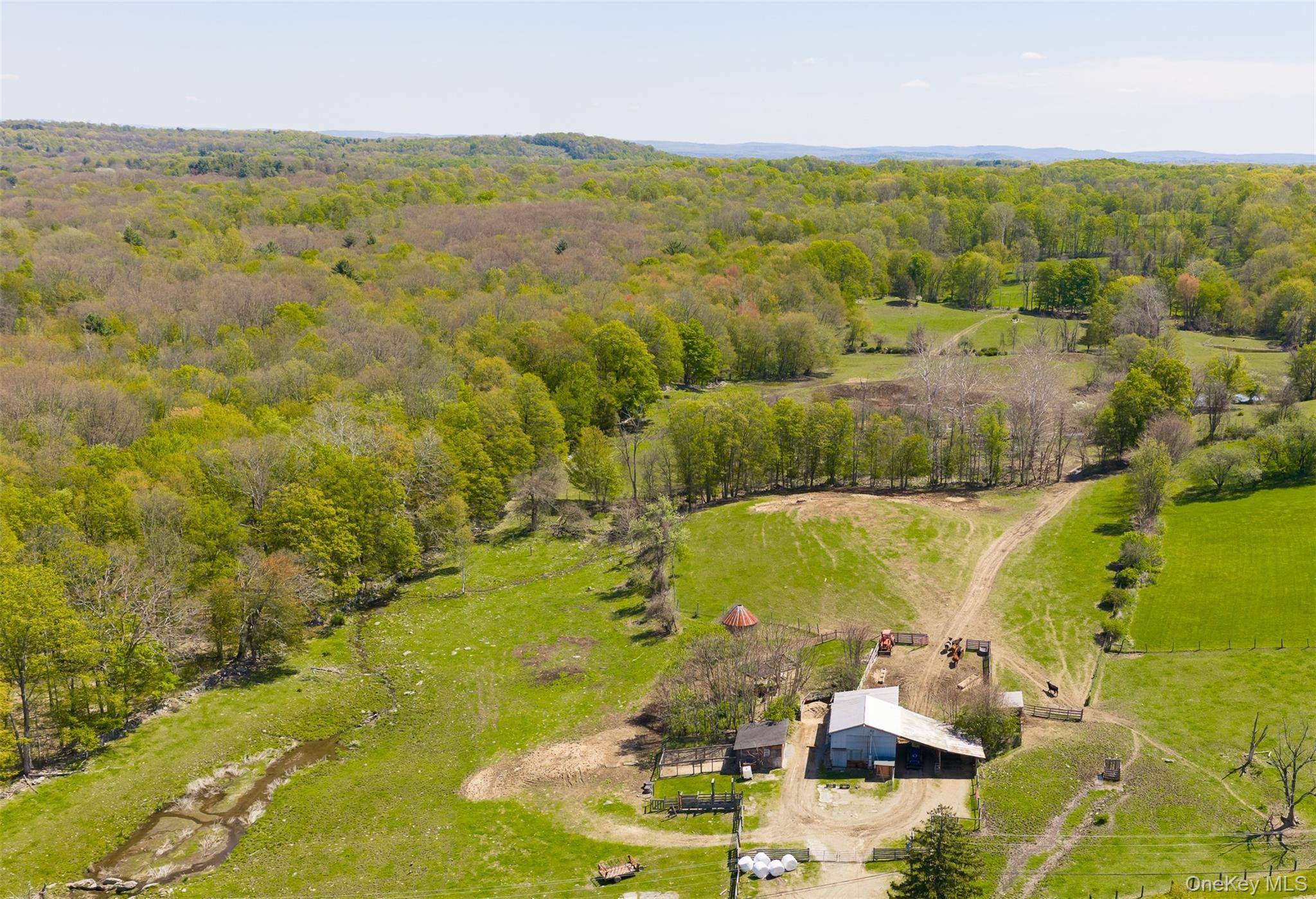 252 Crum Elbow RD, Hyde Park, NY 12538