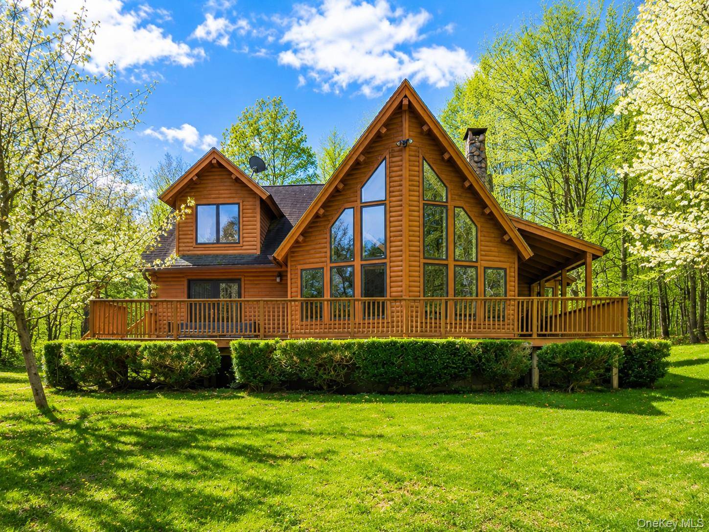 252 Crum Elbow RD, Hyde Park, NY 12538