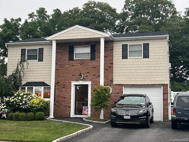 385 Garden ST, West Islip, NY 11795