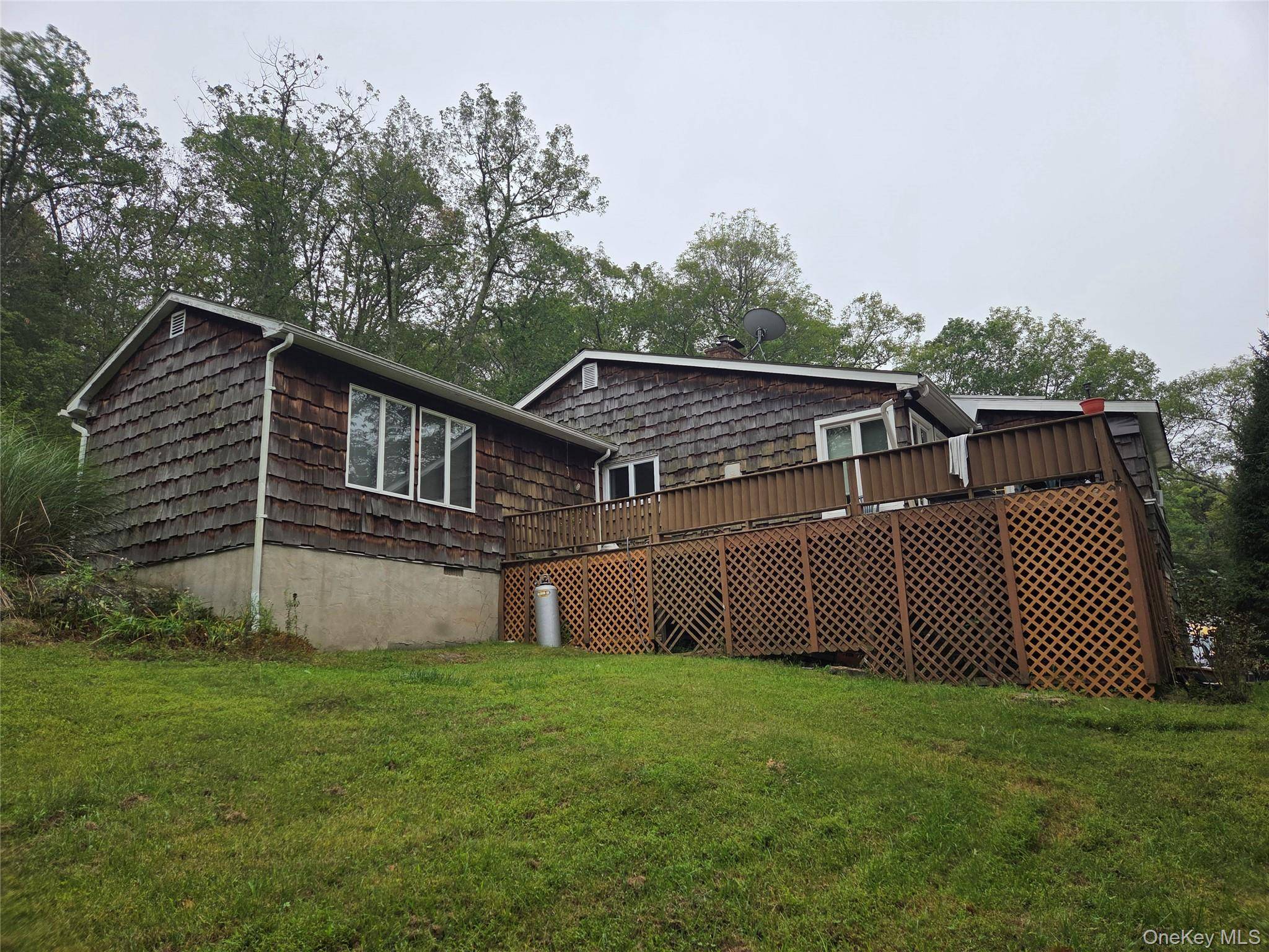 63 Otens RD, Ellenville, NY 12428