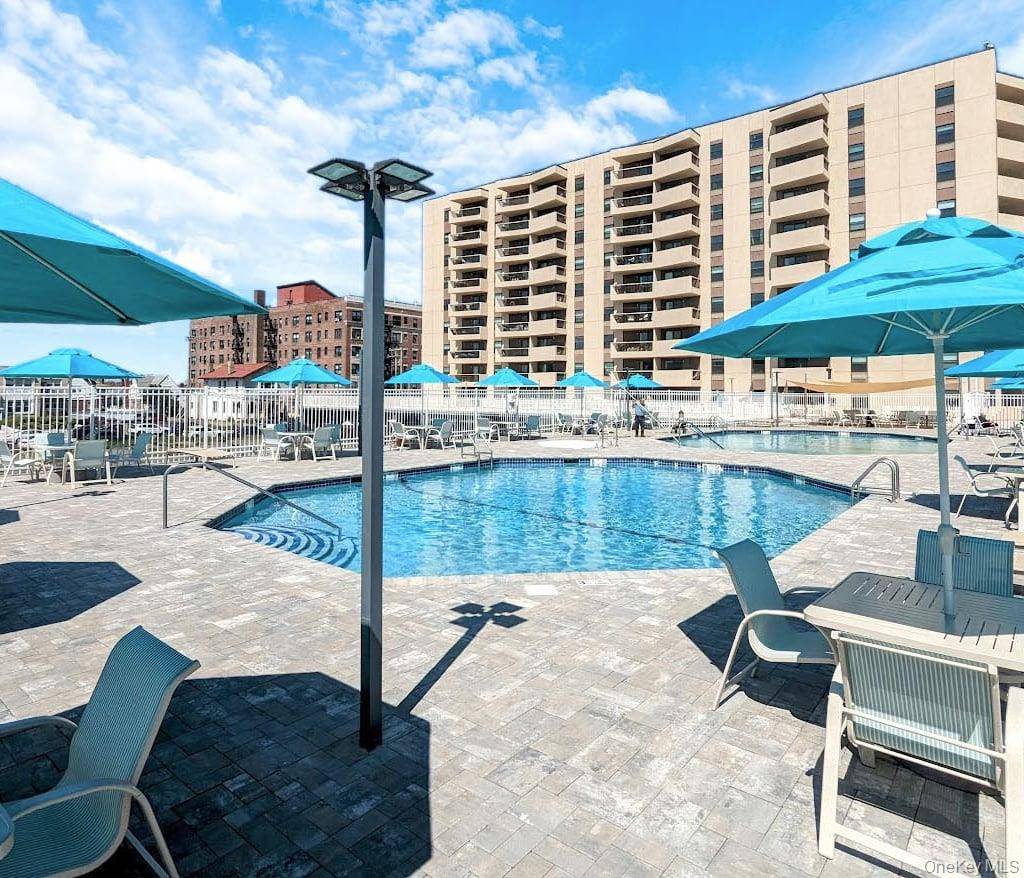 360 Shore RD #2C, Long Beach, NY 11561