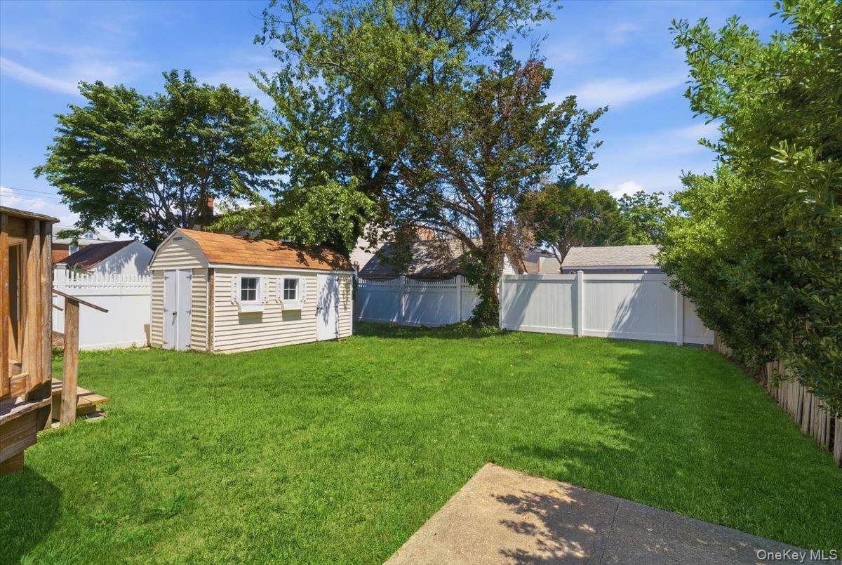 243-11 134th AVE, Rosedale, NY 11422