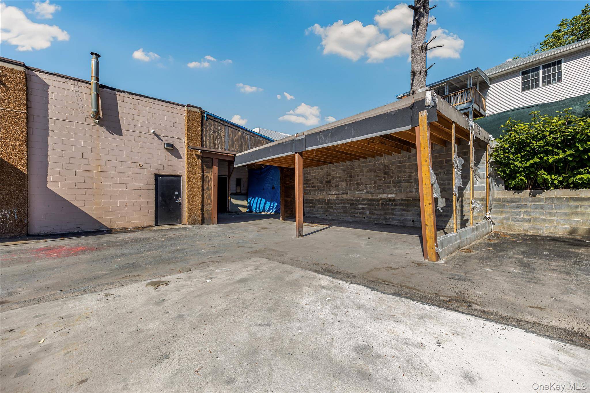624 Saw Mill River RD, Yonkers, NY 10710