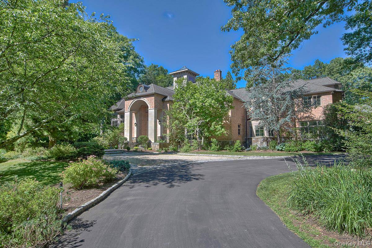 301 Whippoorwill RD, Chappaqua, NY 10514