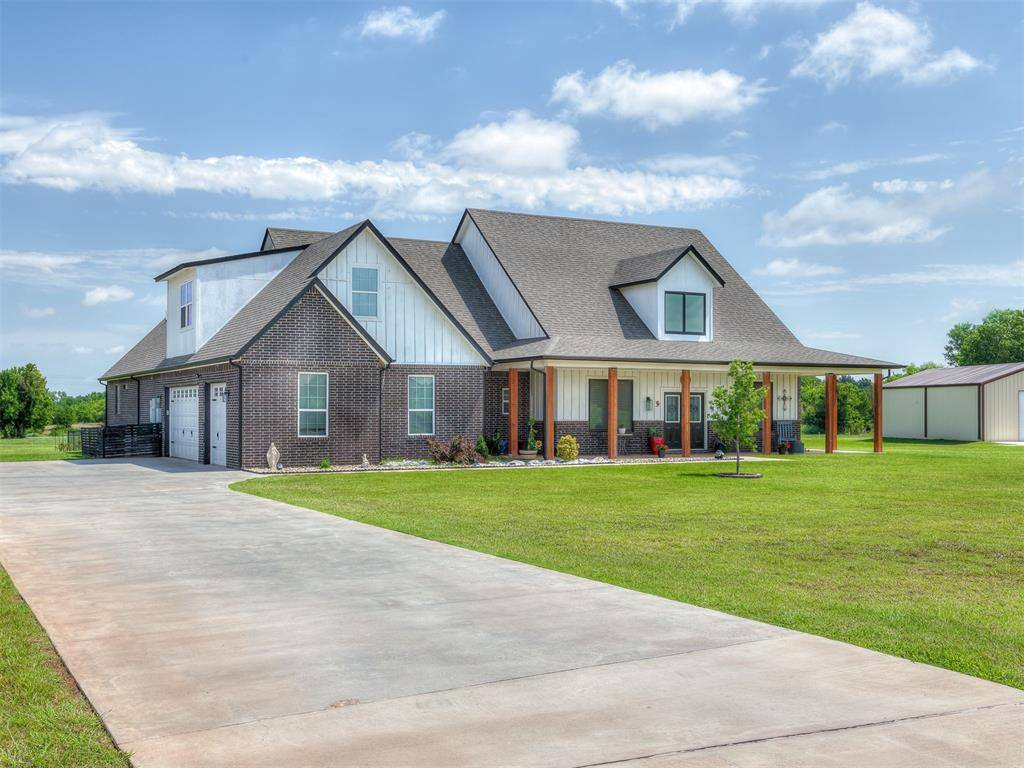 14215 SW 46th CT, Yukon, OK 73099