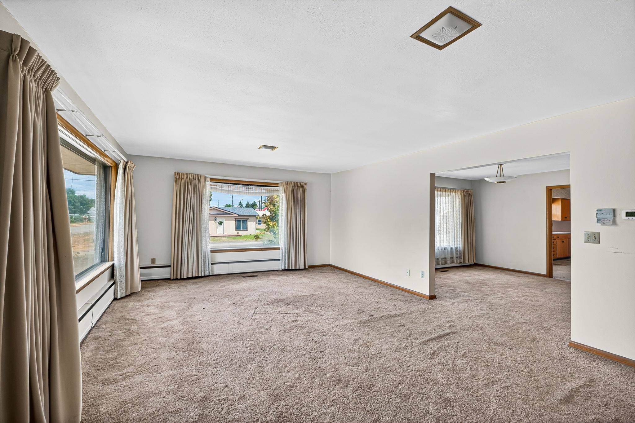 503 W 3rd St, Sprague, WA 99032