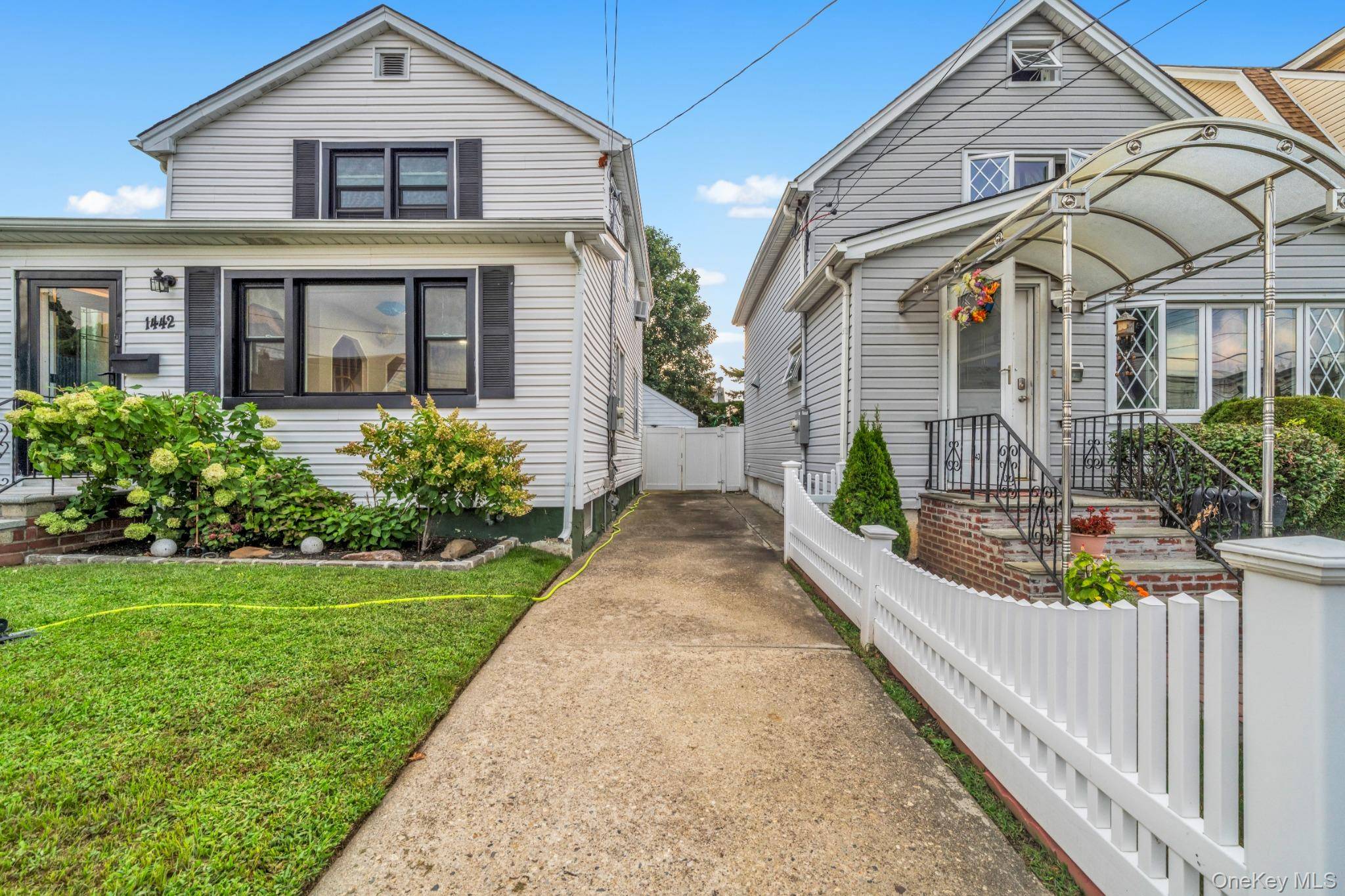 1442 Woolworth ST, Elmont, NY 11003