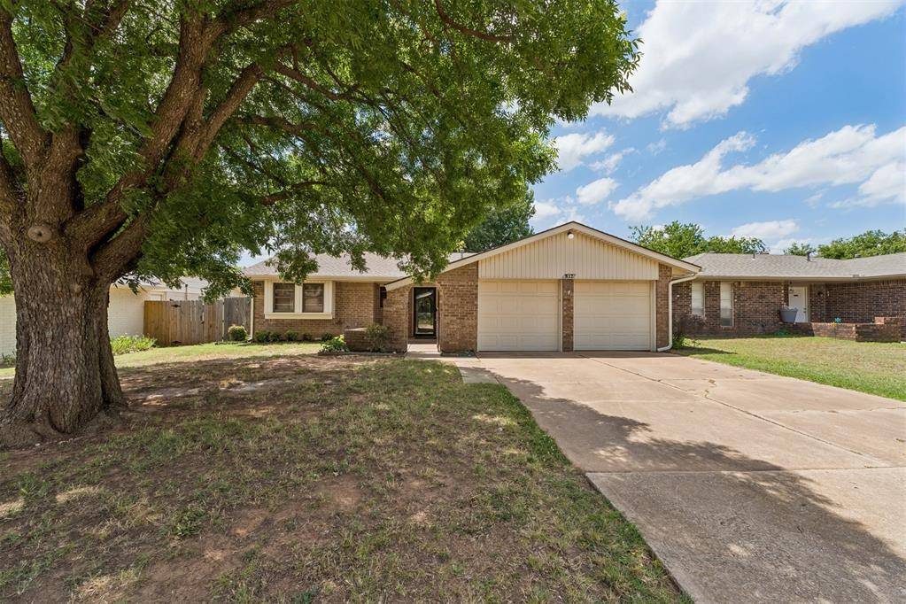 517 Willow Ridge PL, Edmond, OK 73003