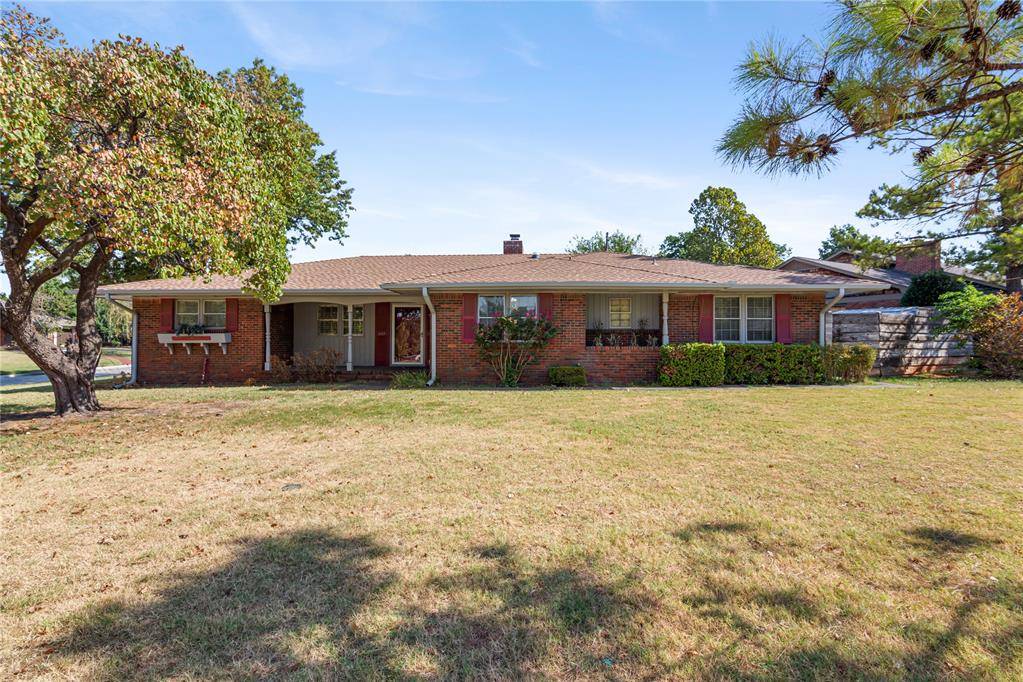 1609 Glenbrook TER, Nichols Hills, OK 73116