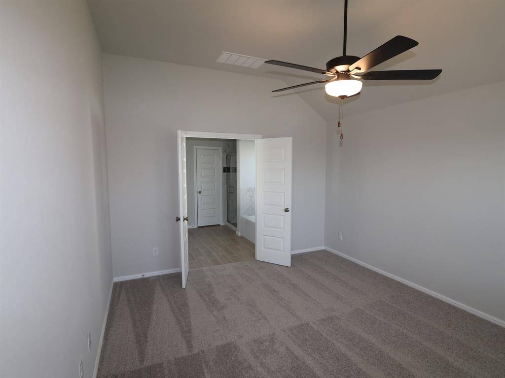 3708 Yarrow Drive, Denton, TX 76226