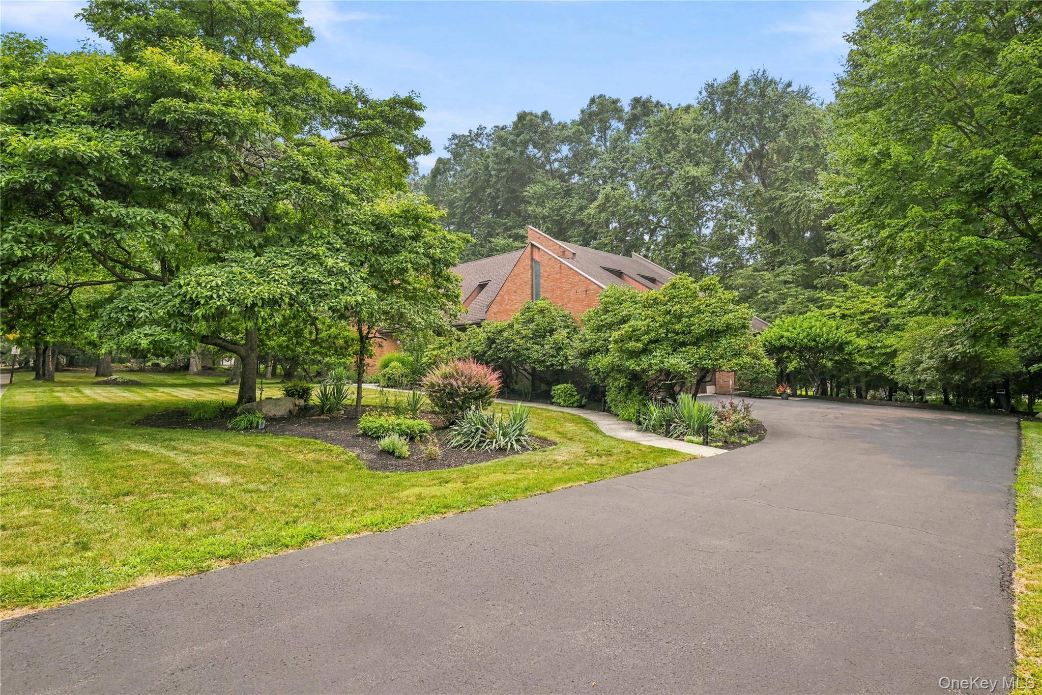 5 Sophia ST, Monsey, NY 10952