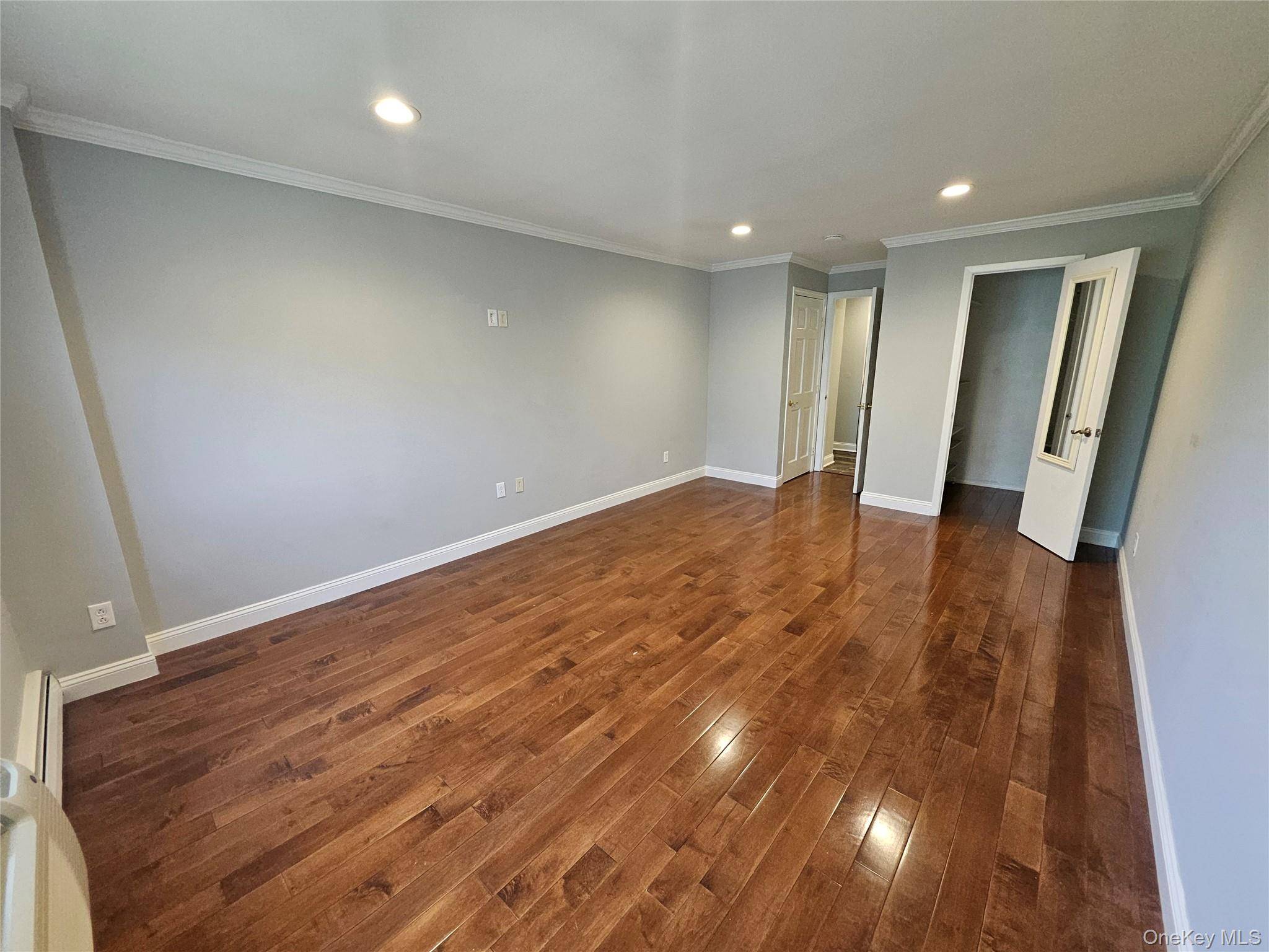 89 N Broadway #221, White Plains, NY 10603