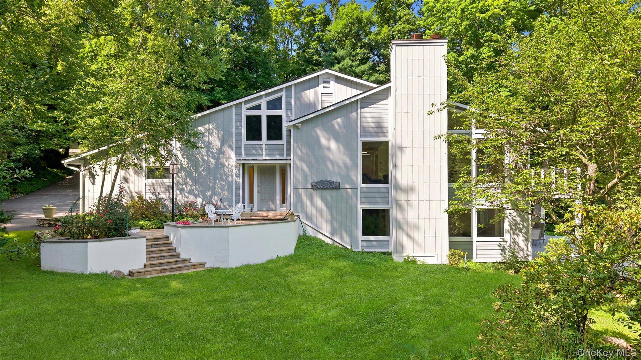 170 Barger ST, Putnam Valley, NY 10579