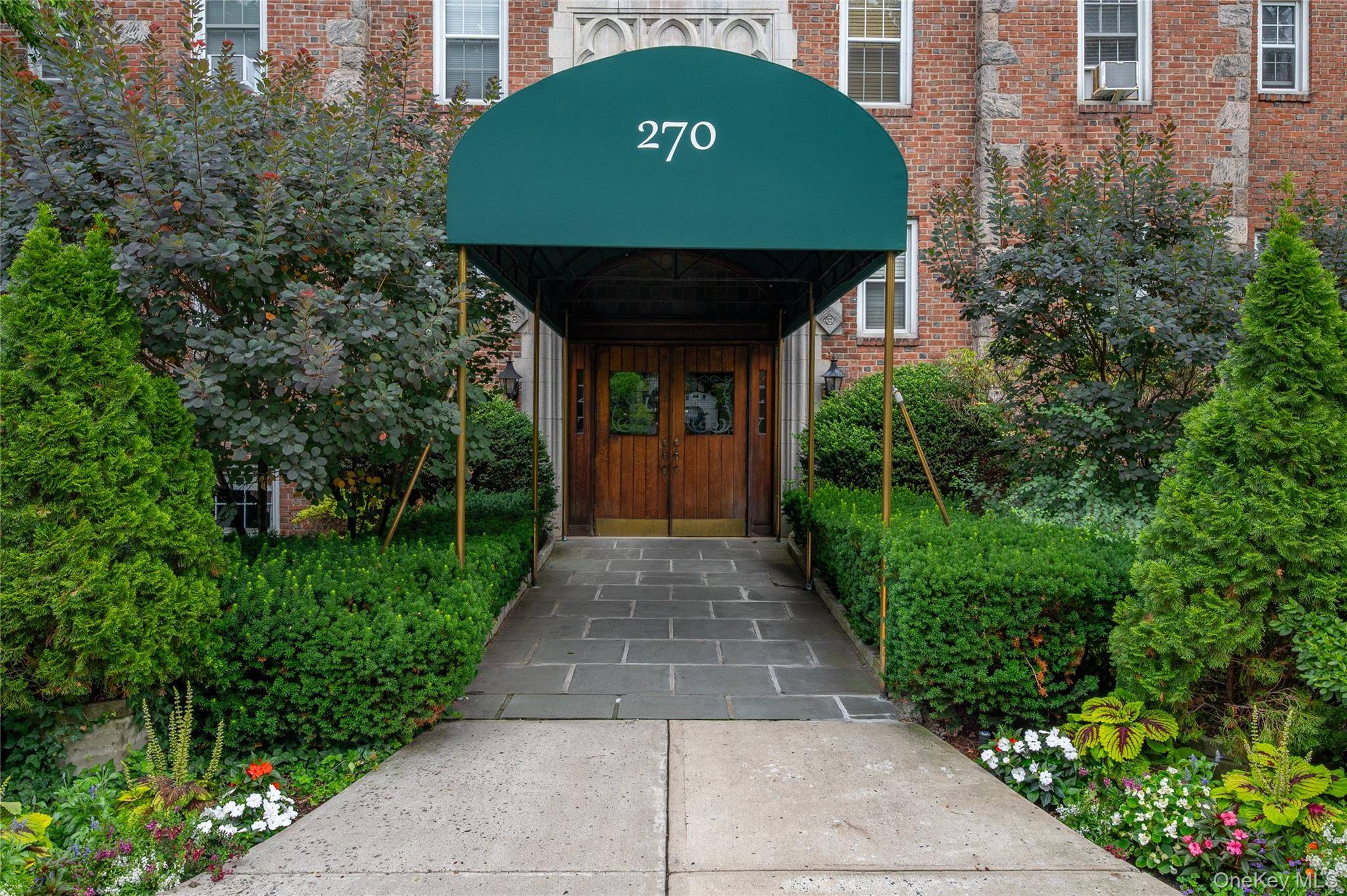 270 Bronxville RD #B52, Bronxville, NY 10708