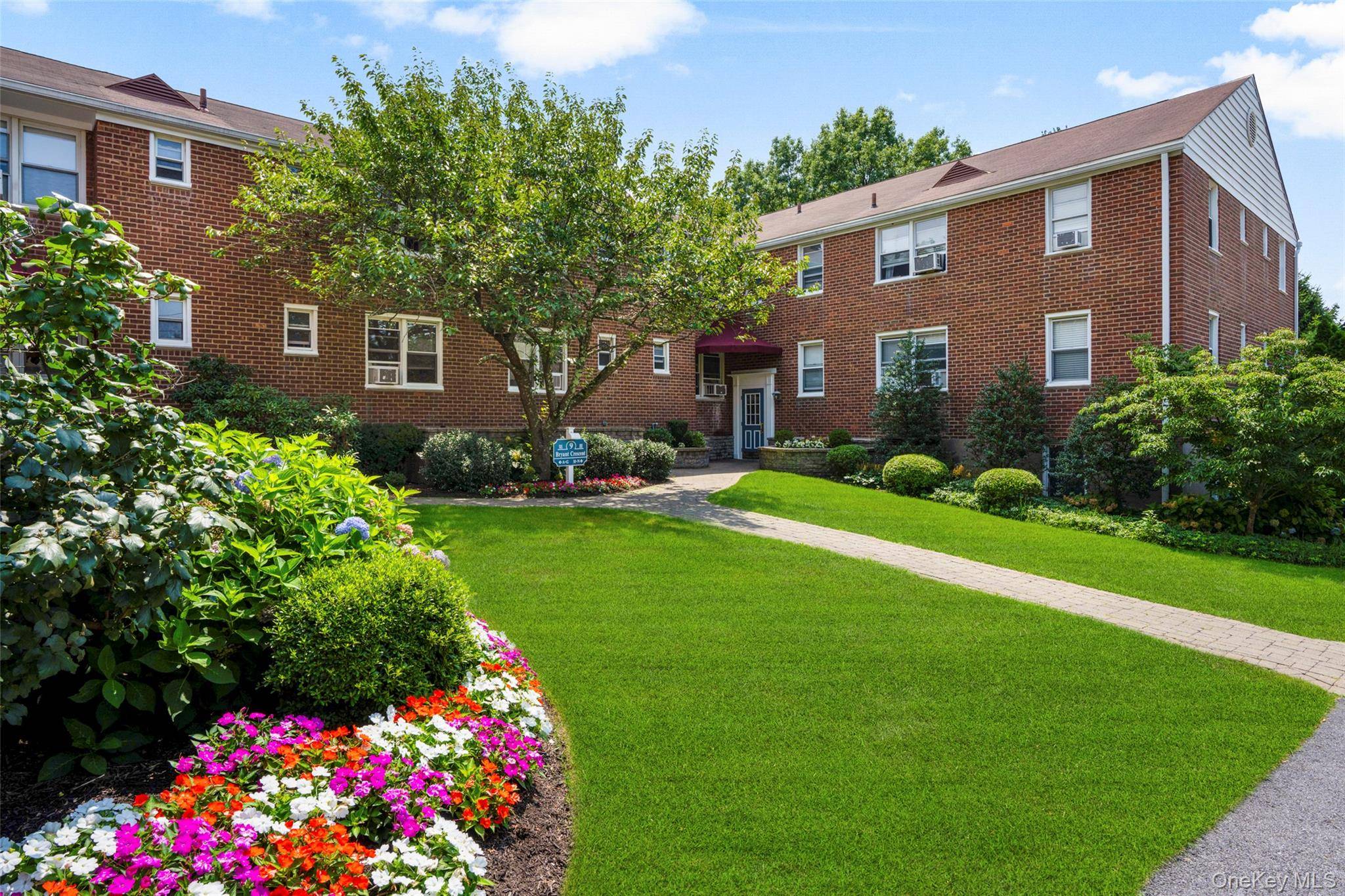 9 Bryant CRES #1J, White Plains, NY 10605