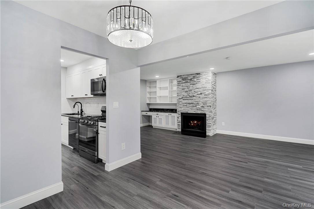 25 Barker ST #102, Mount Kisco, NY 10549