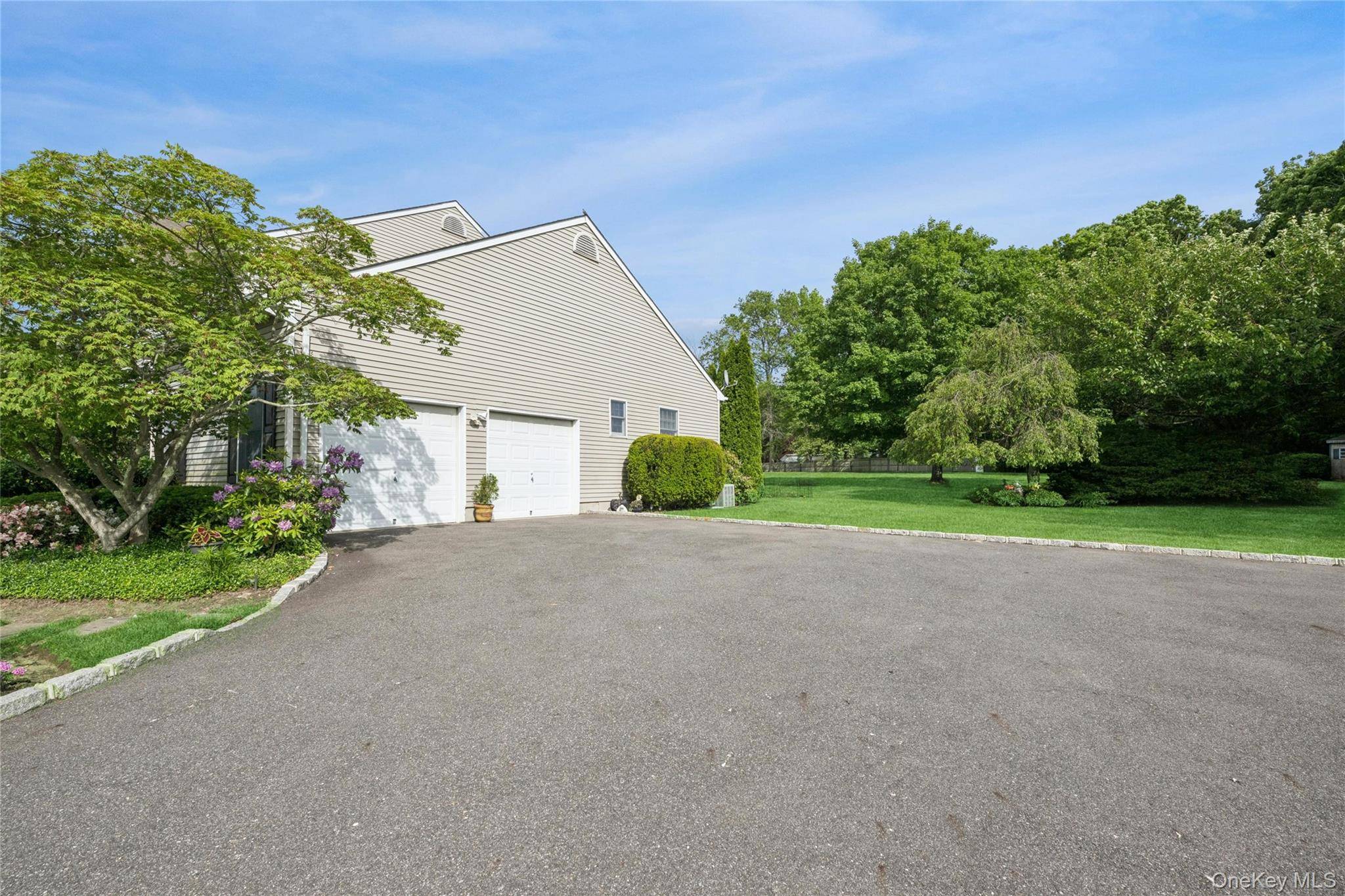 3 Naomi CT, Melville, NY 11747