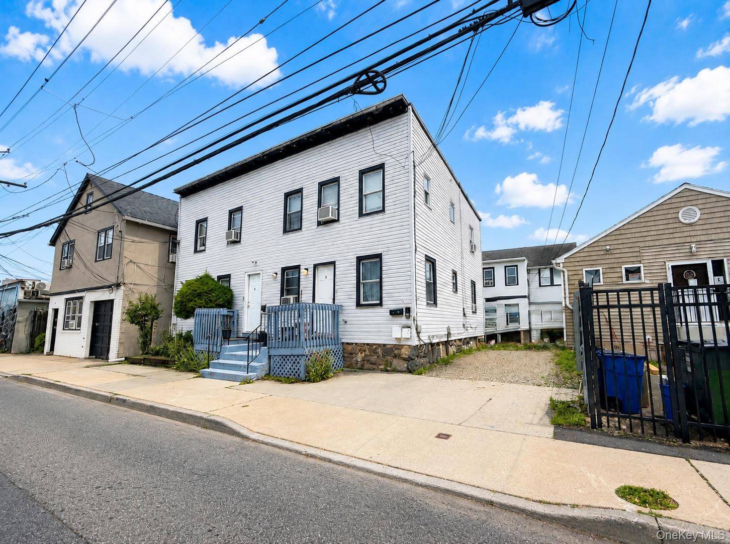 124 Center AVE, Mamaroneck, NY 10543