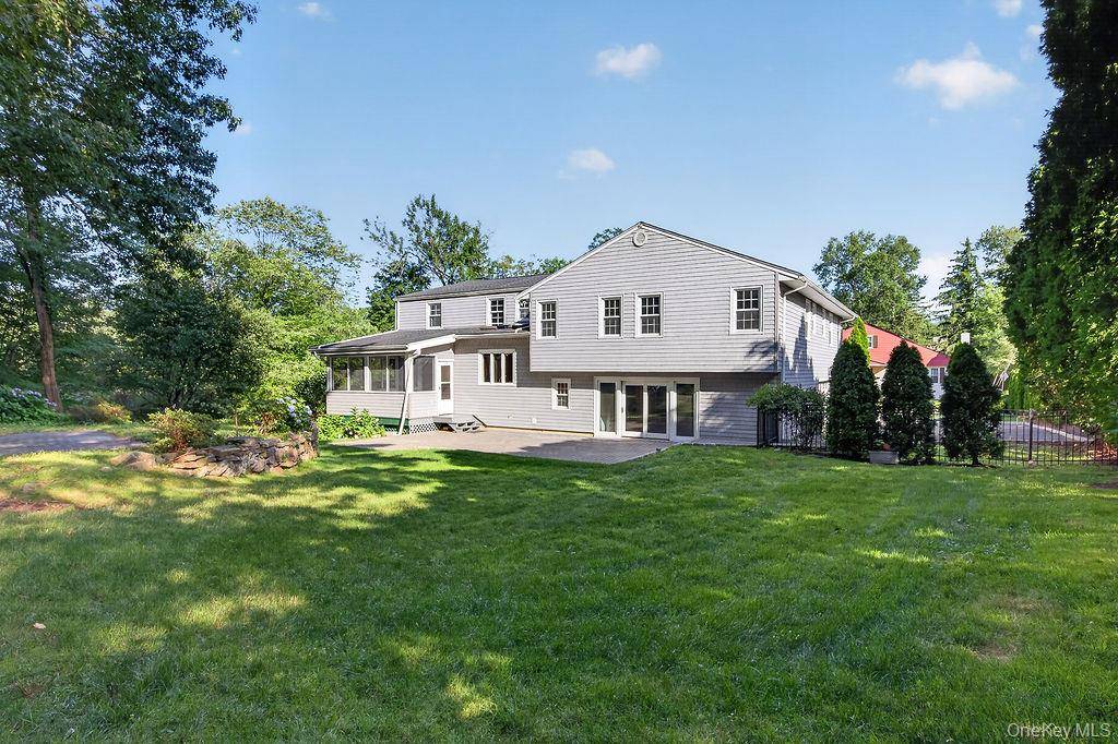 7 Stanley RD, White Plains, NY 10605