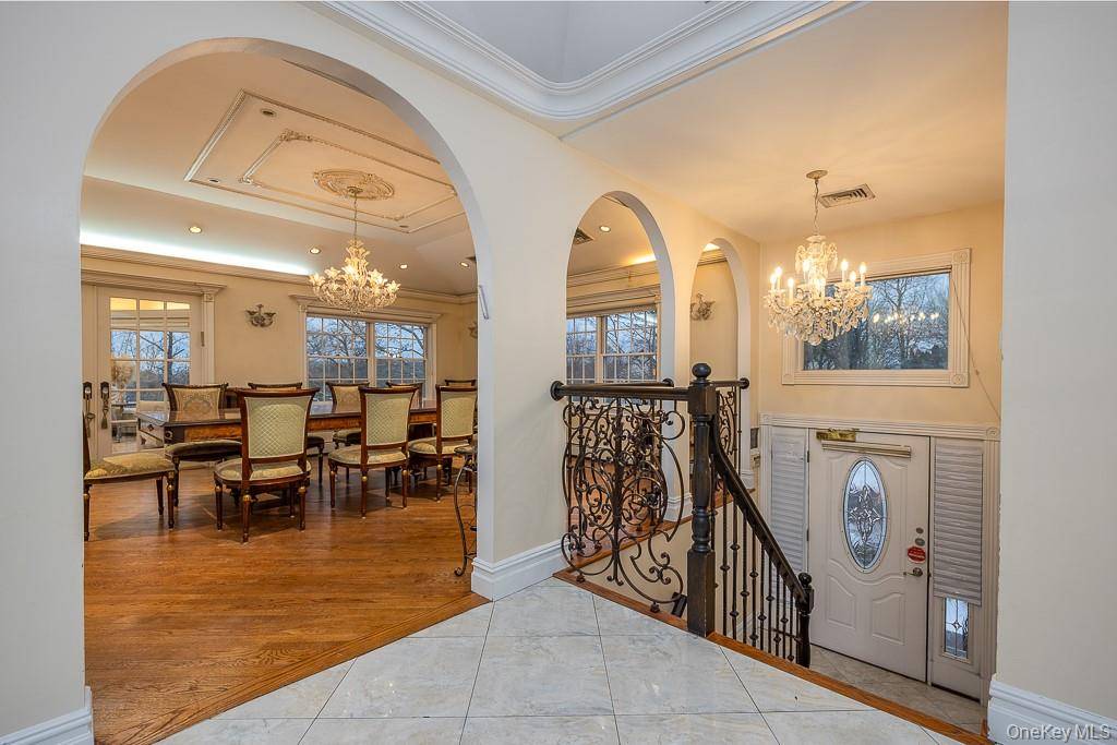 1 Joshua CT, Monsey, NY 10952