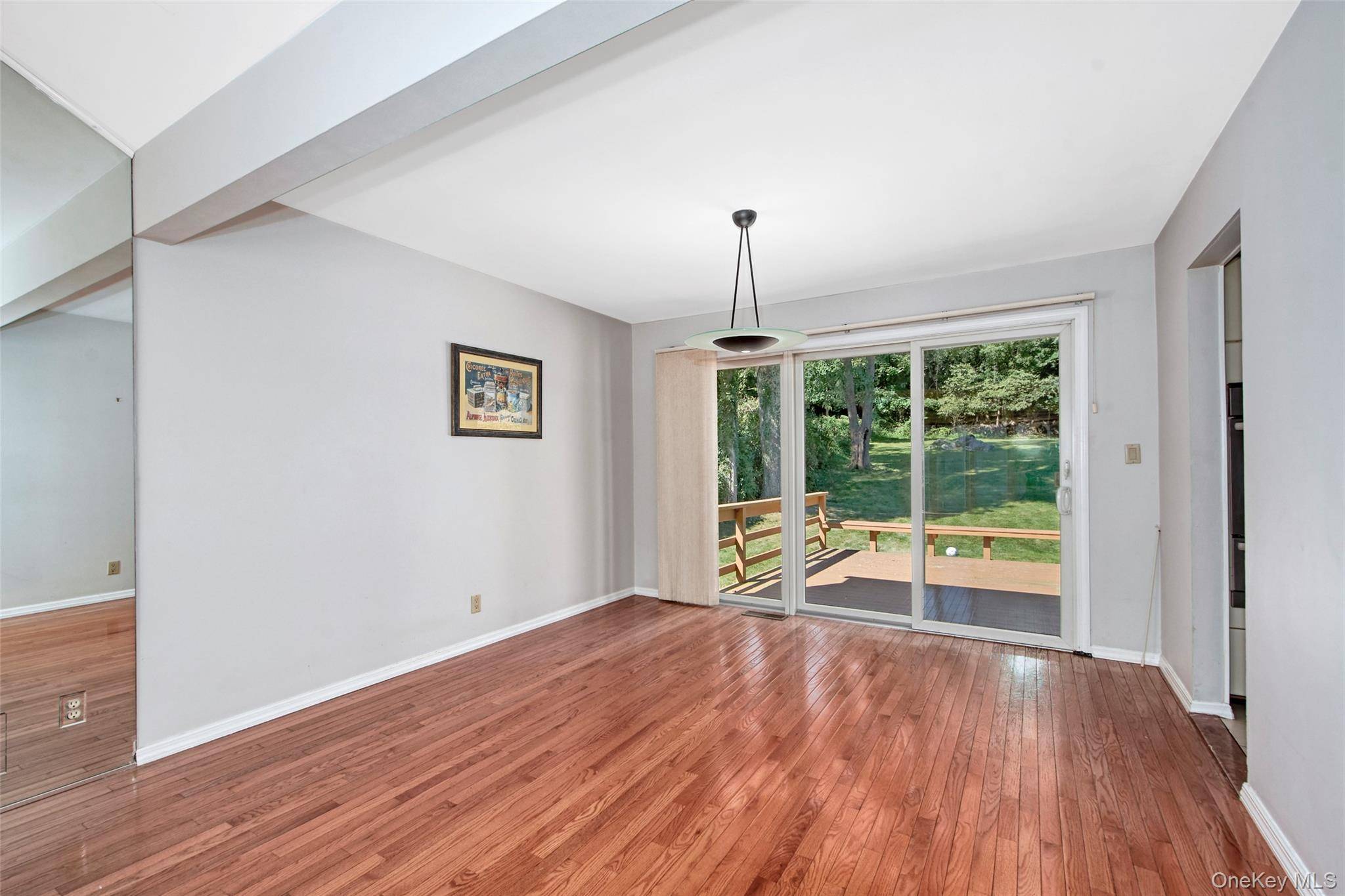 185 Pinewood RD, Hartsdale, NY 10530