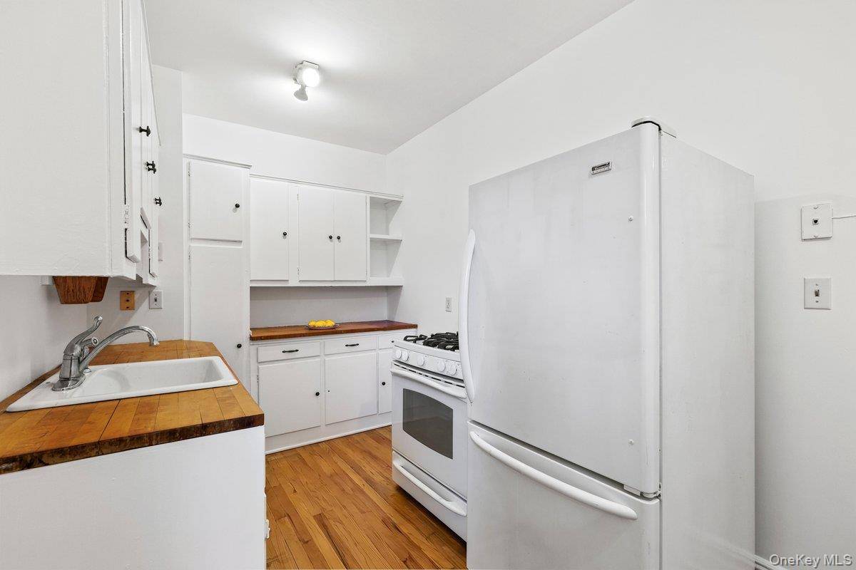 19 S Broadway #4F, Tarrytown, NY 10591