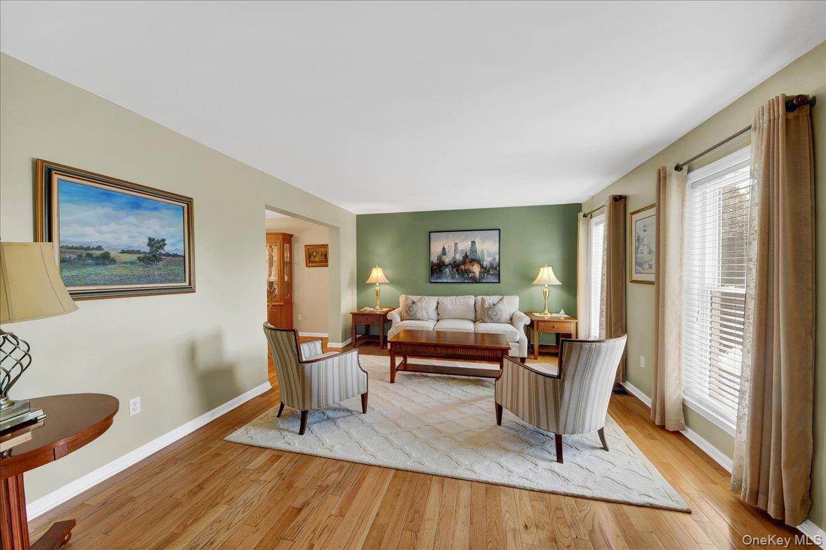 68 Bolton AVE, White Plains, NY 10605