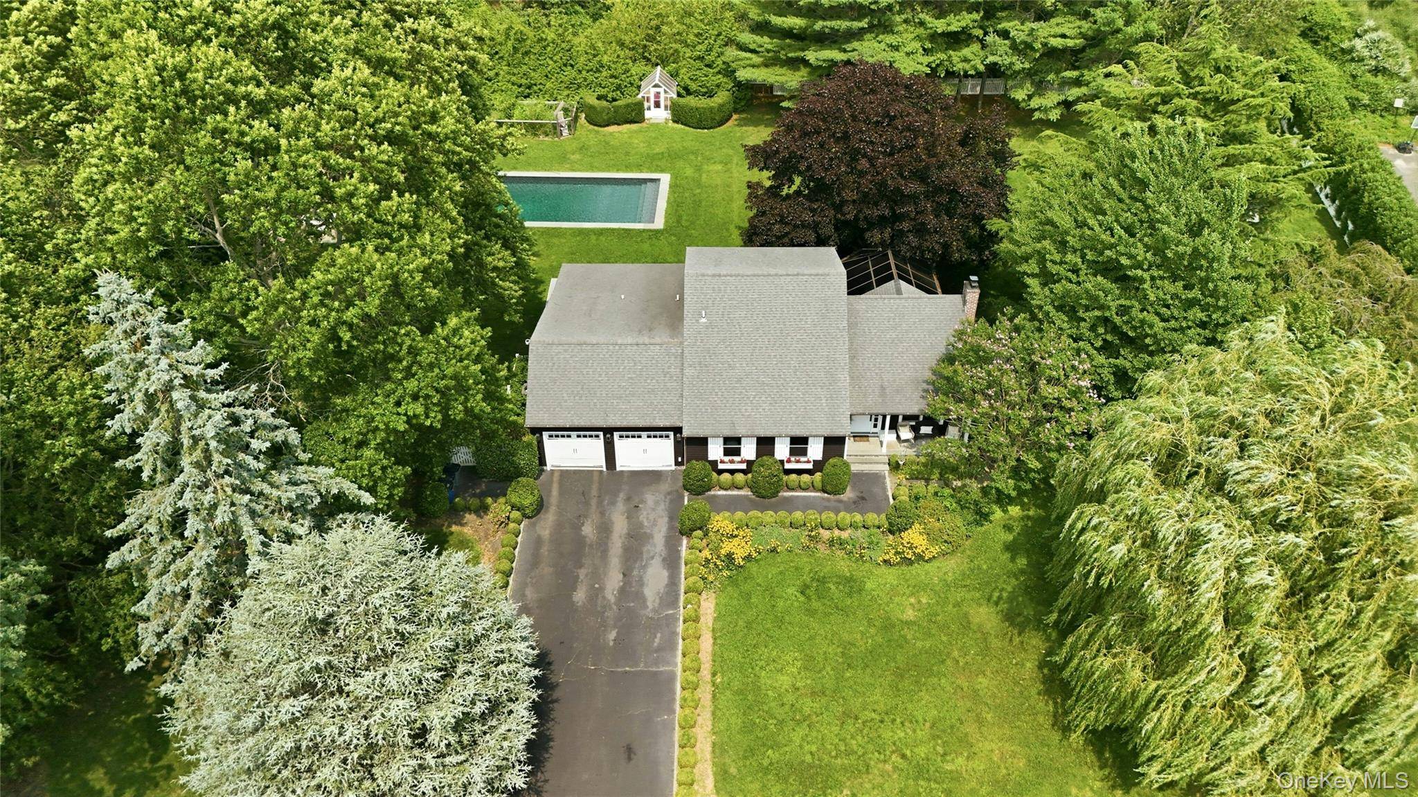 1850 Highland RD, Cutchogue, NY 11935