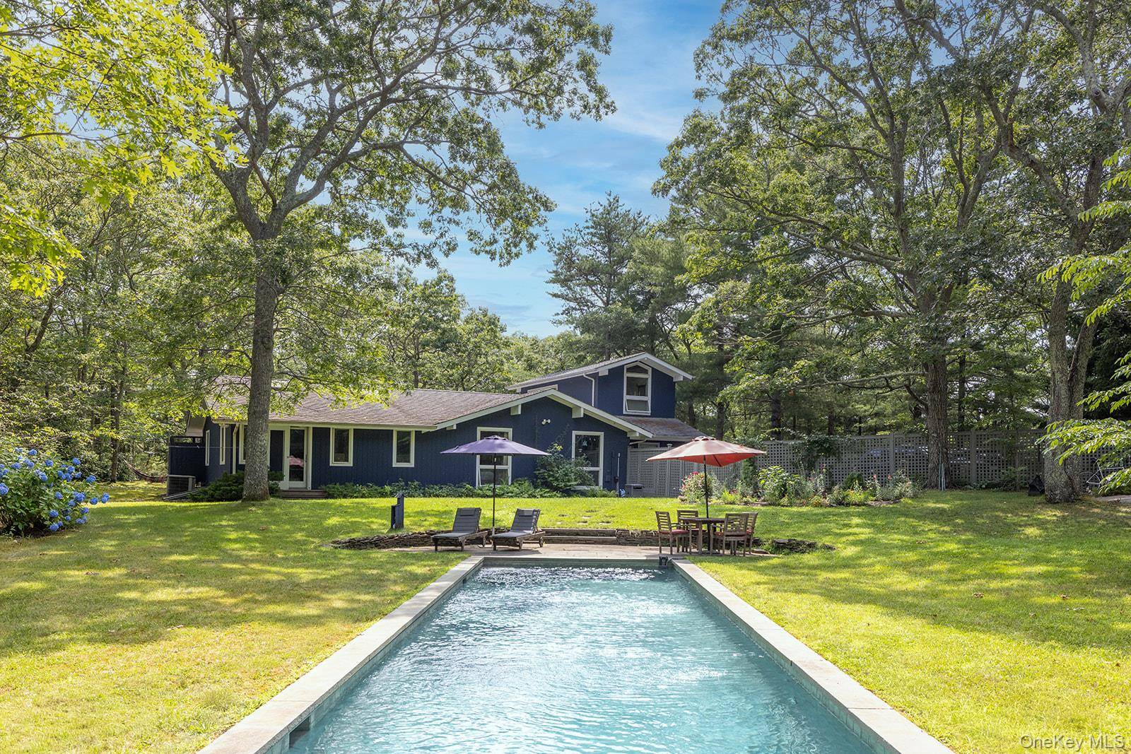 197 Two Holes Water RD, East Hampton, NY 11937