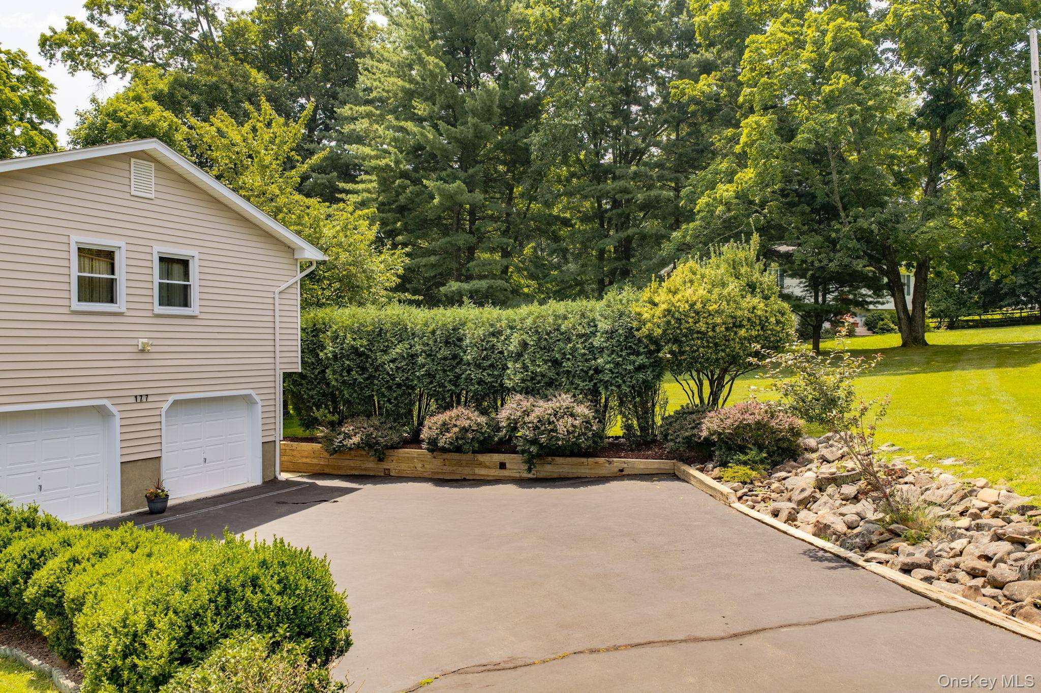 177 New Hempstead RD, New City, NY 10956