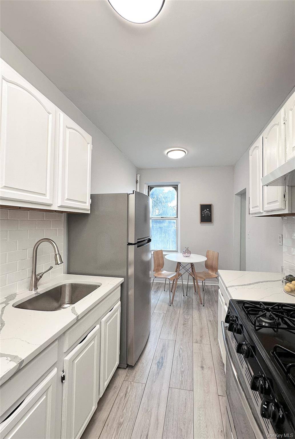 472 Gramatan AVE #5R, Fleetwood, NY 10552
