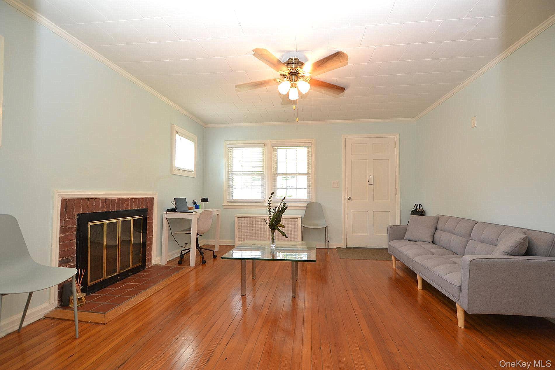 418 Asharoken BLVD, Bay Shore, NY 11706