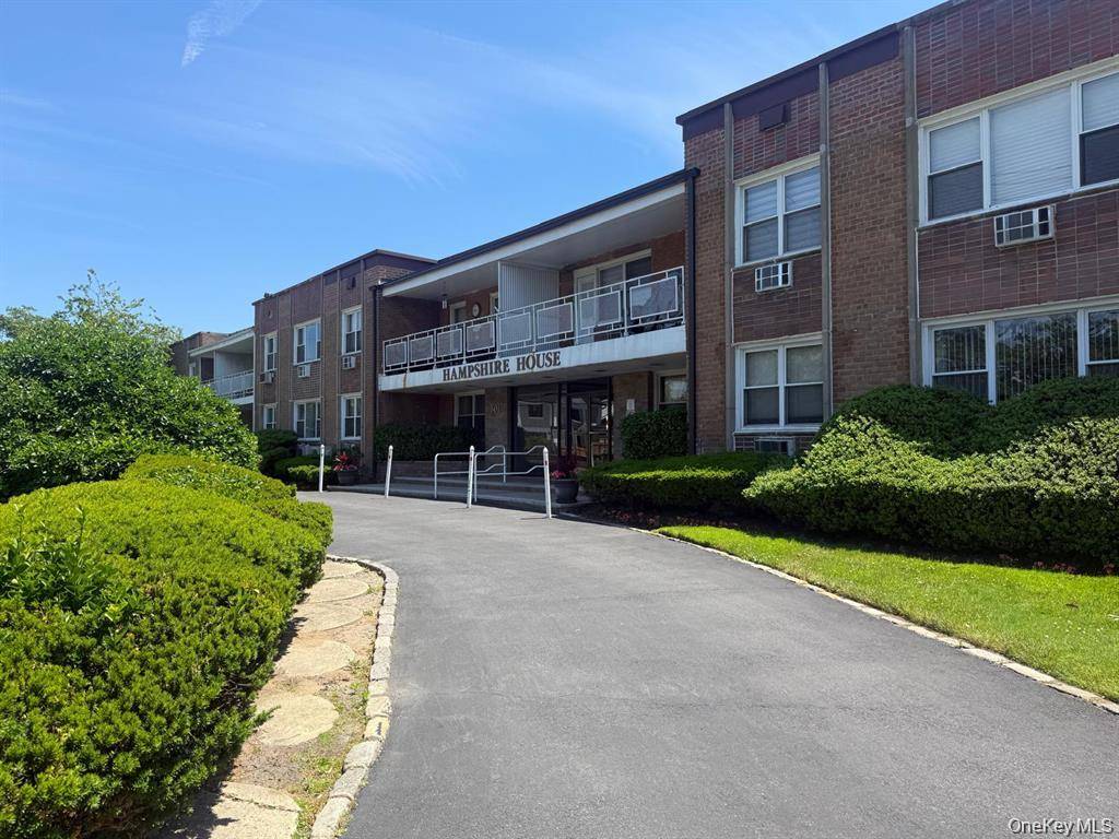 601 Chestnut street #B17, Cedarhurst, NY 11516