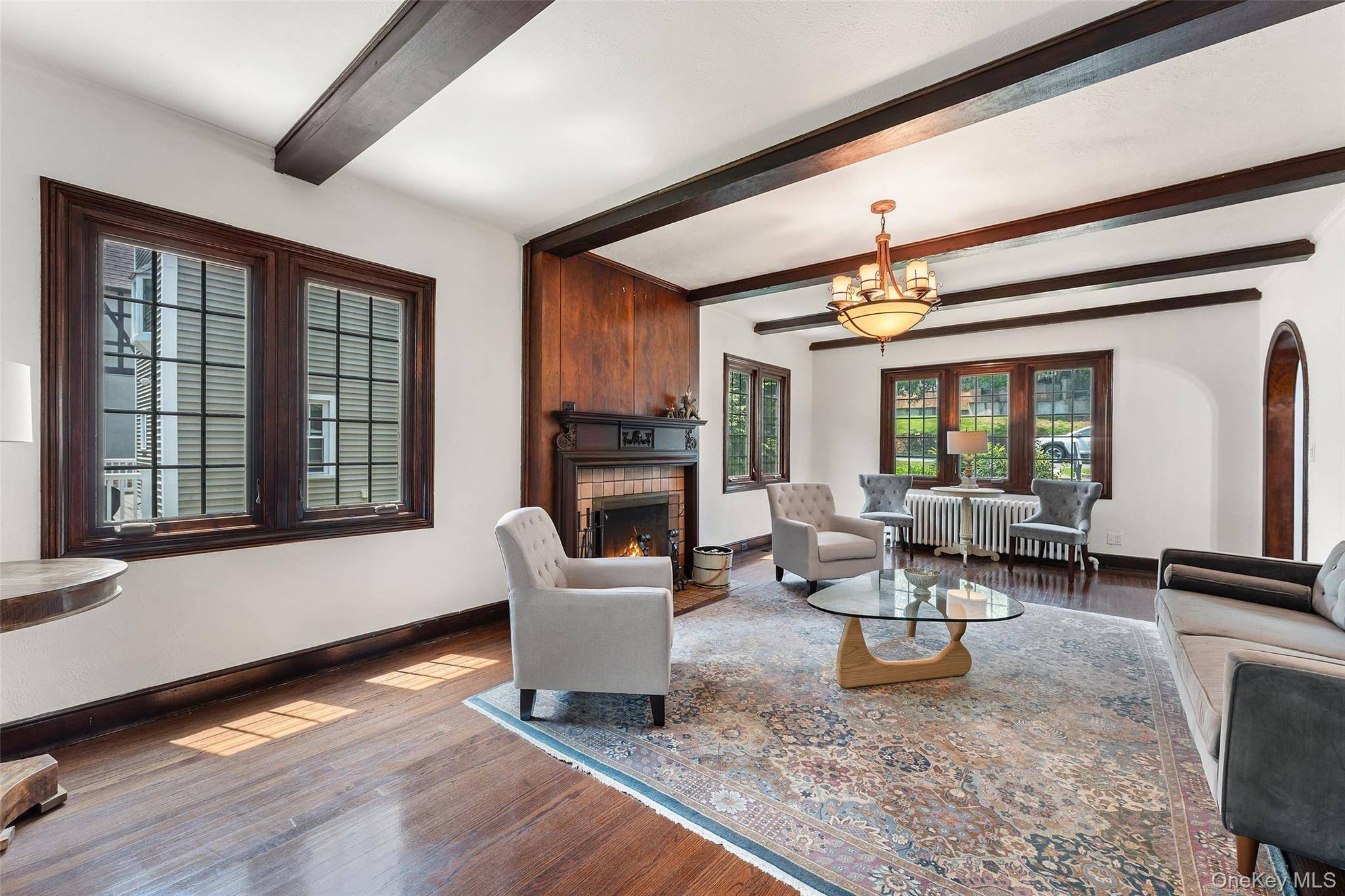 40 Parkview DR, Bronxville, NY 10708
