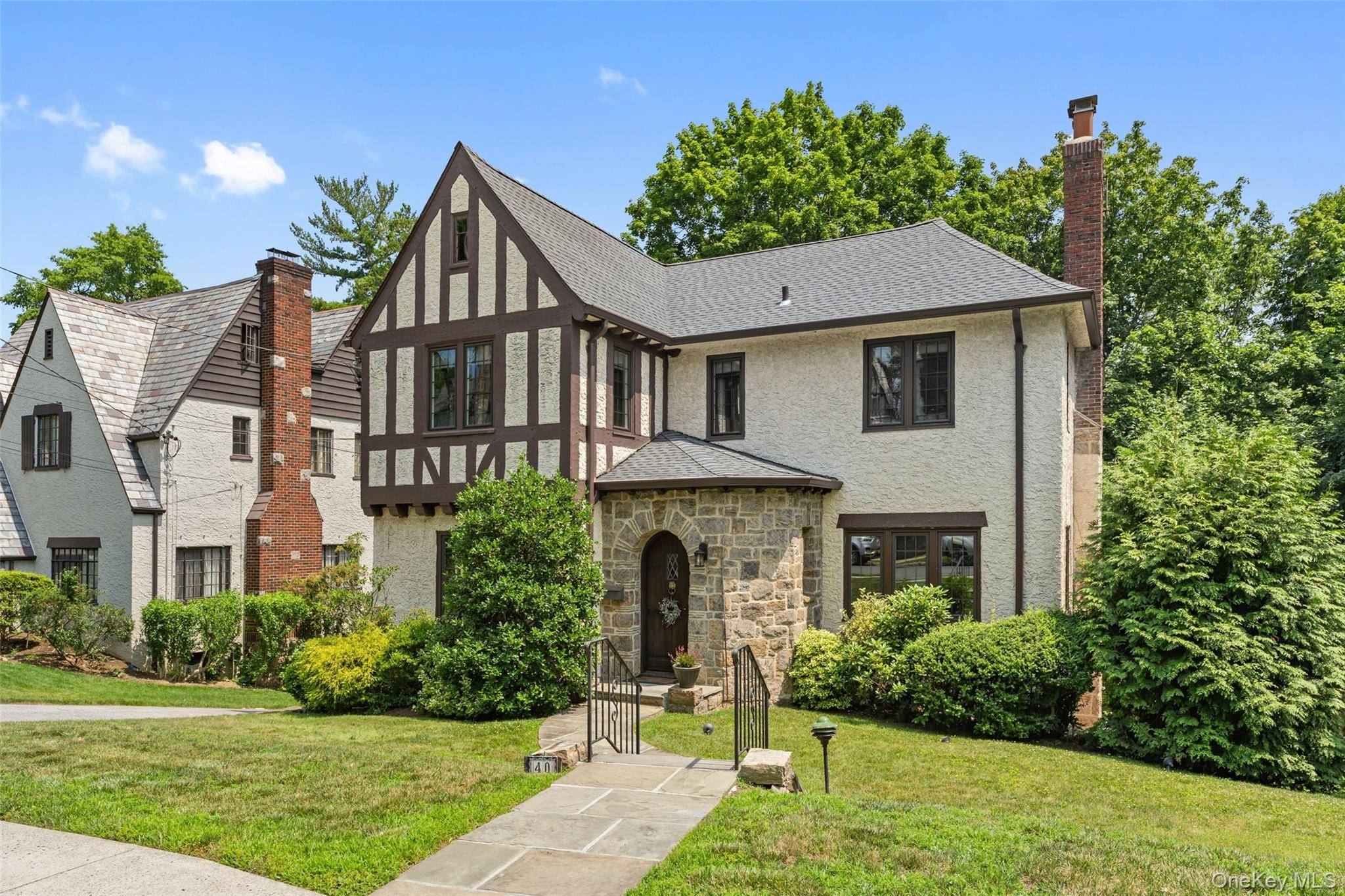 40 Parkview DR, Bronxville, NY 10708