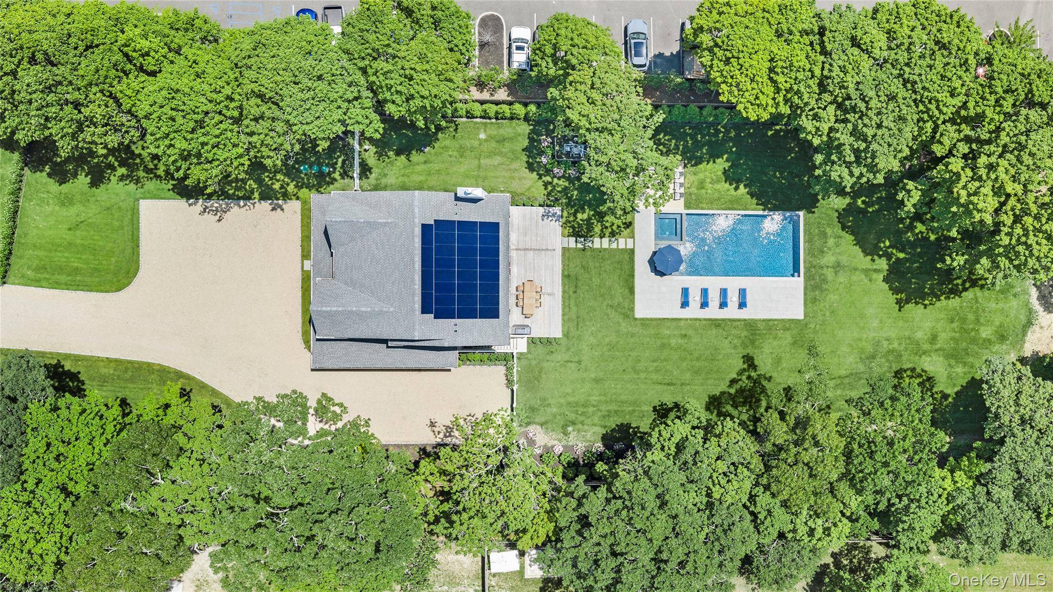 Address not disclosed, Westhampton, NY 11977