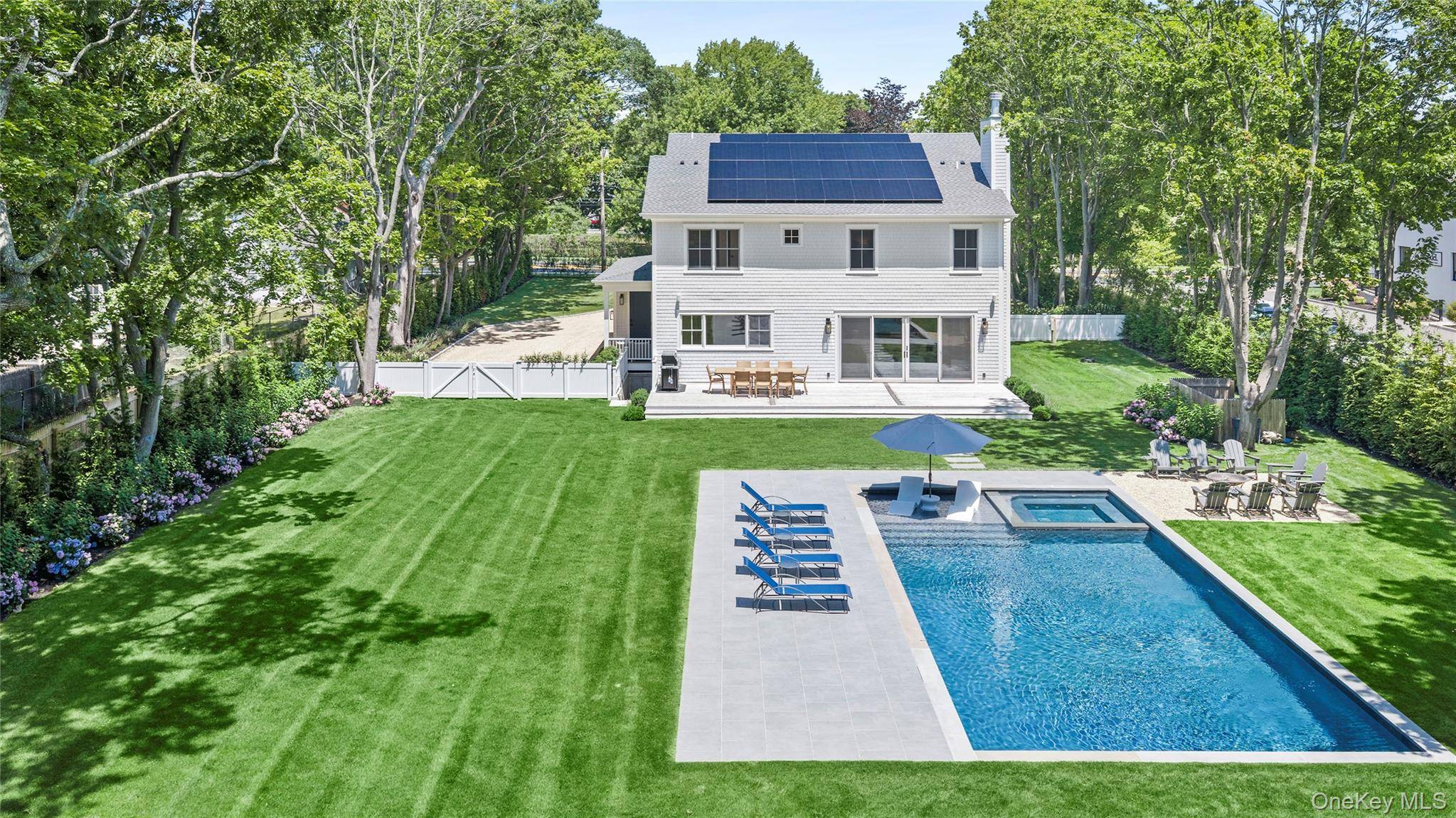 Address not disclosed, Westhampton, NY 11977