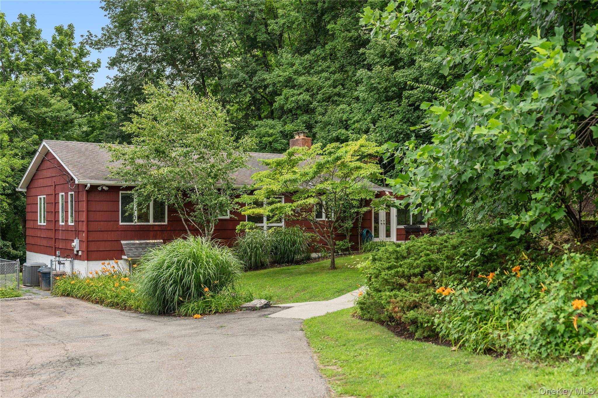 7 Ogden RD, Ossining, NY 10562