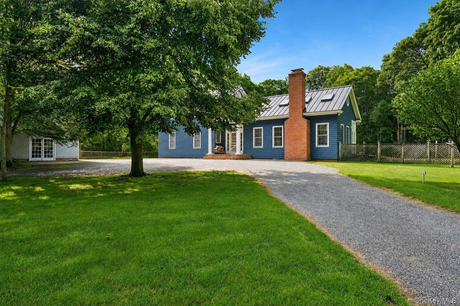 17 Baiting Hollow RD, East Hampton, NY 11937