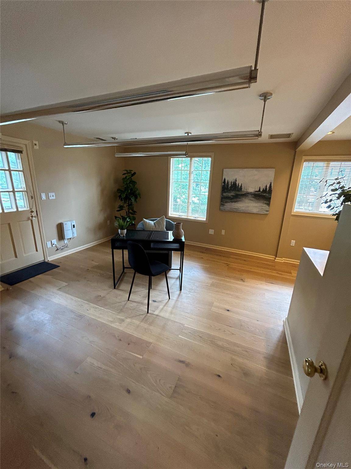 915 Palmer RD, Bronxville, NY 10708