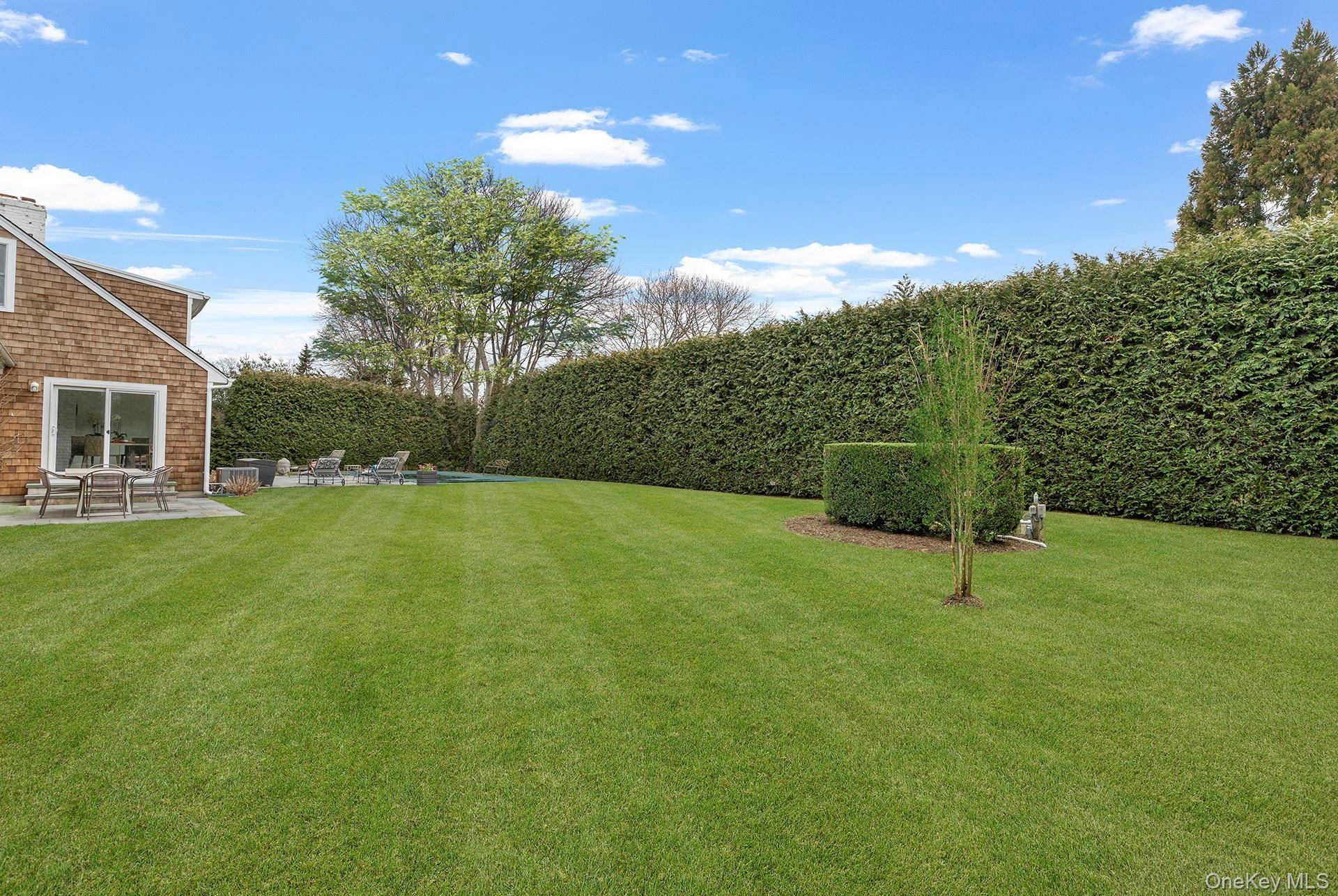 770 Hill ST, Southampton, NY 11968