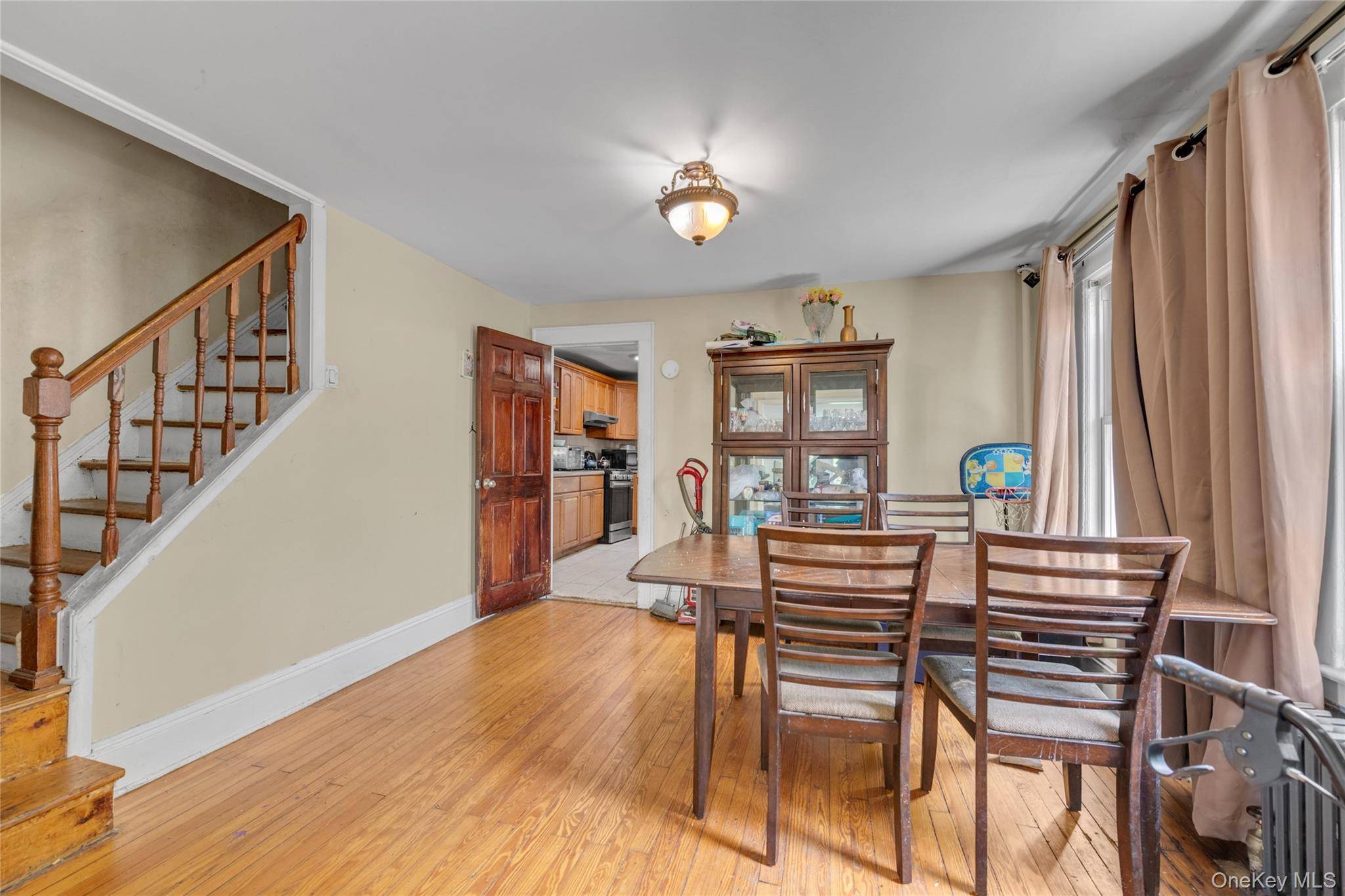 21414 104th AVE, Queens Village, NY 11429