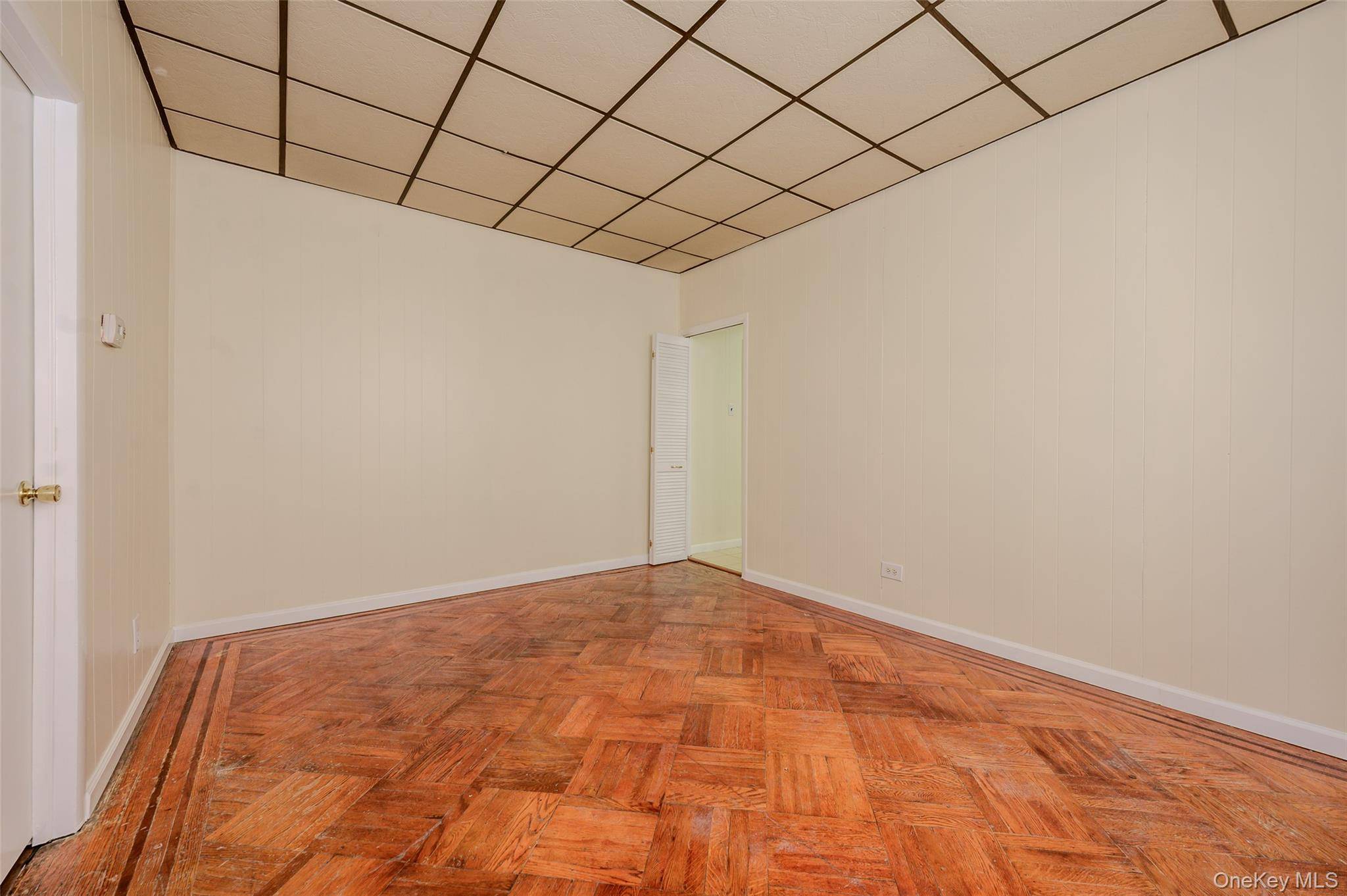 618 E 2nd ST, Brooklyn, NY 11218