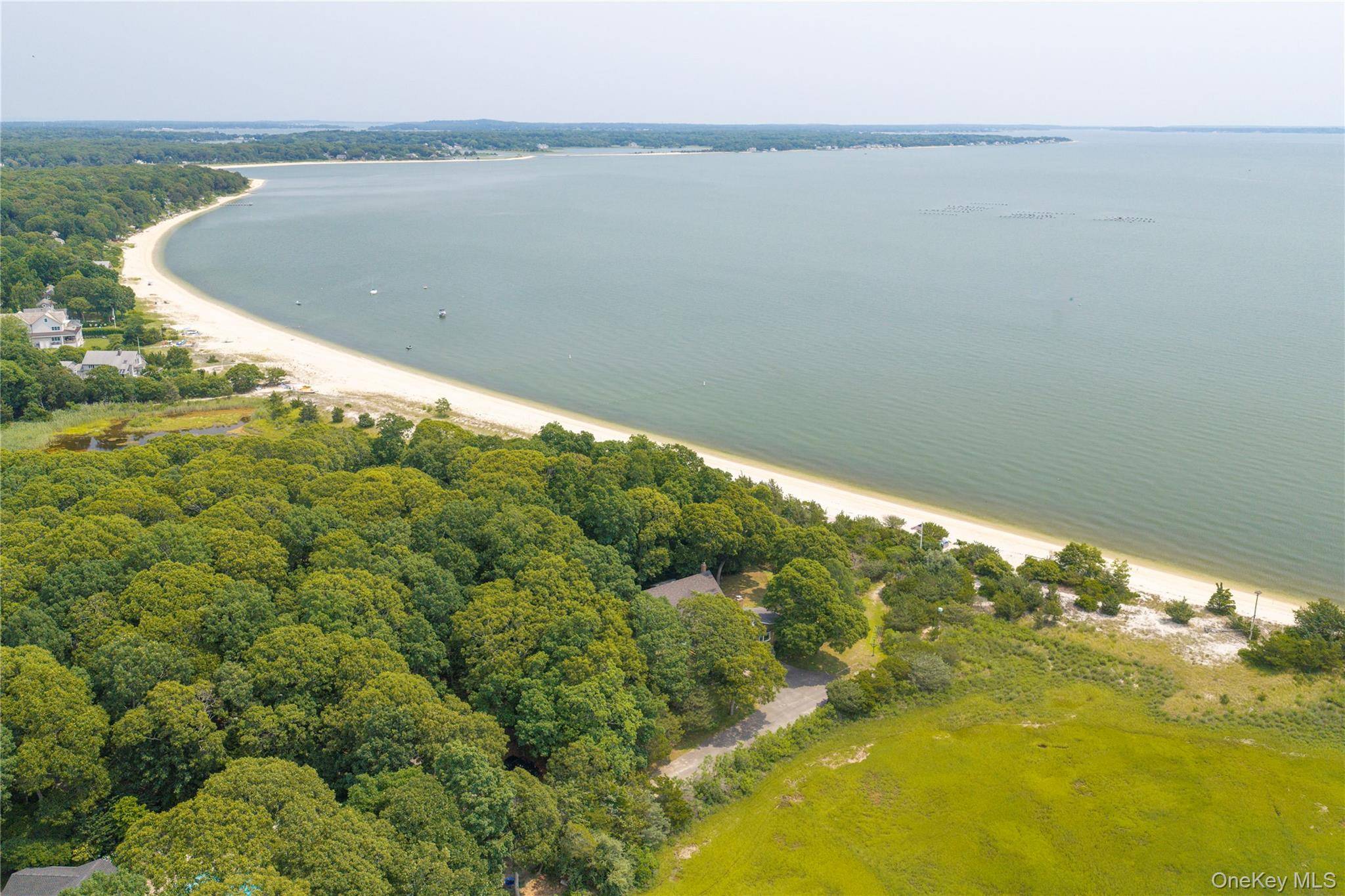 Address not disclosed, Peconic, NY 11958