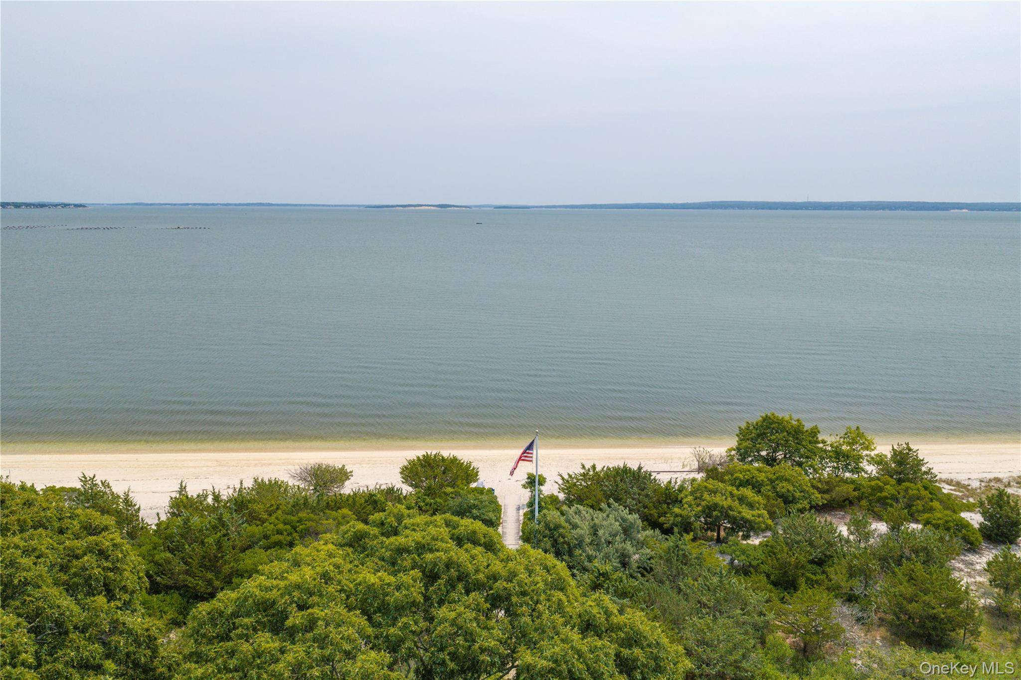 Address not disclosed, Peconic, NY 11958