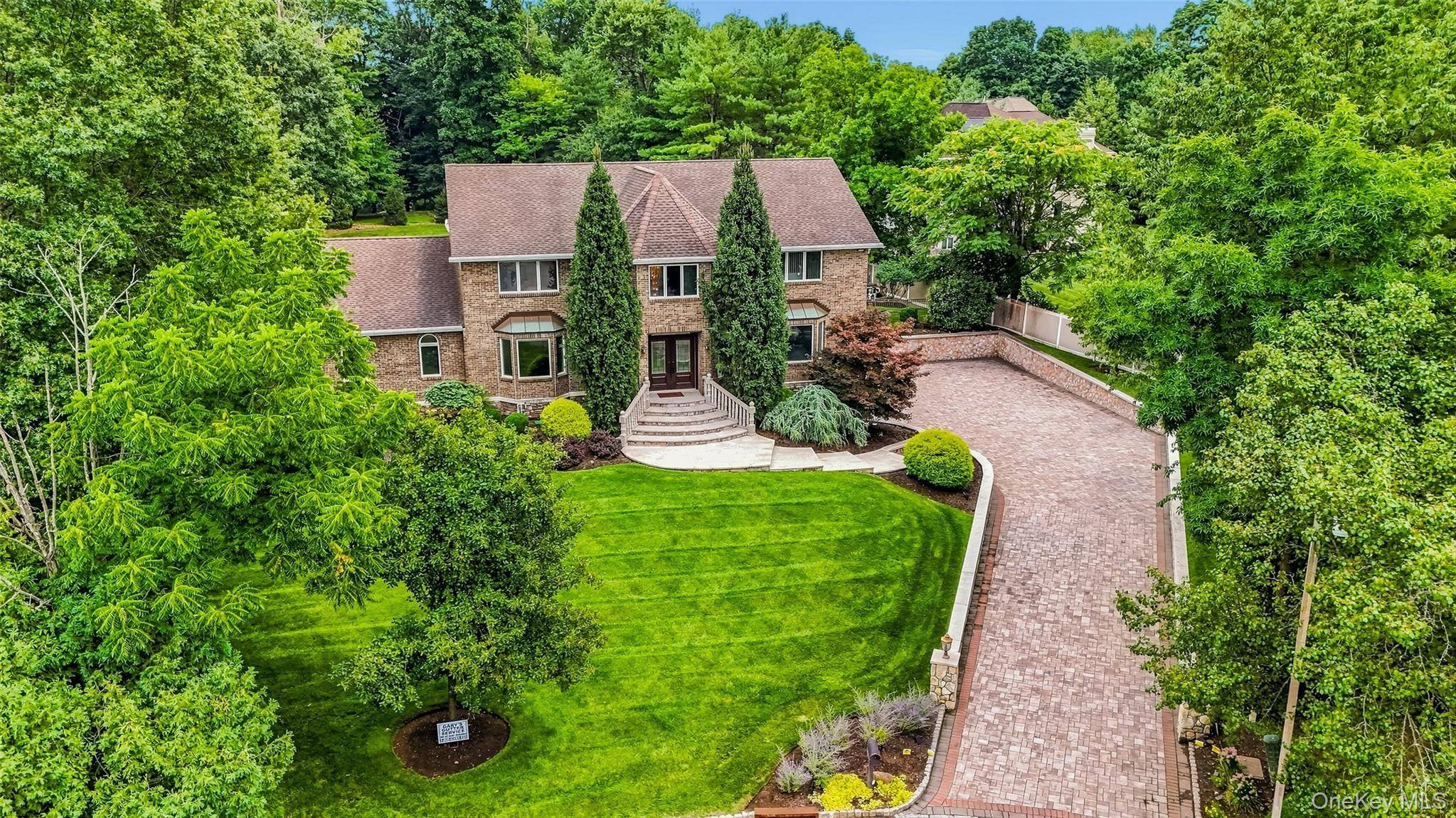 10 Deforest CT, West Nyack, NY 10994