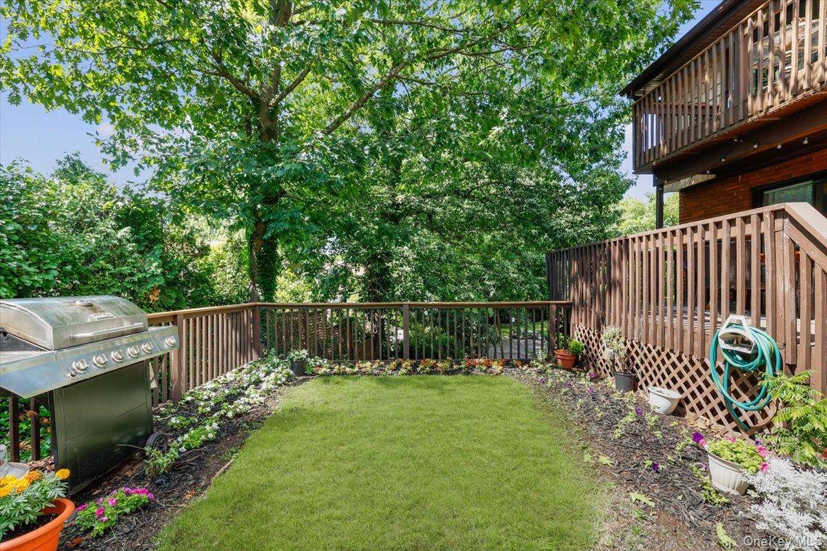 70 West ST #C14, Harrison, NY 10528