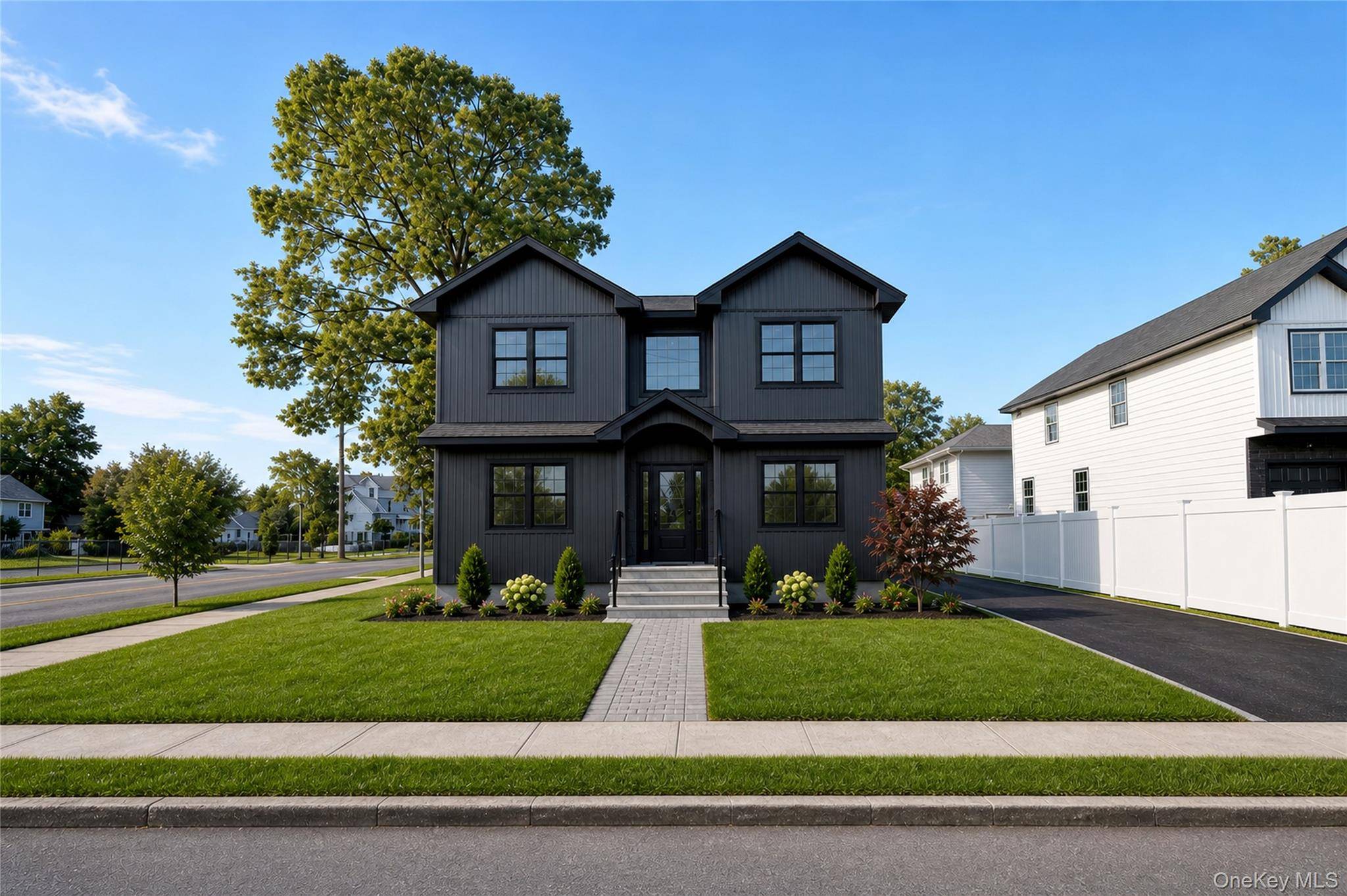 1320 R ST, Elmont, NY 11003