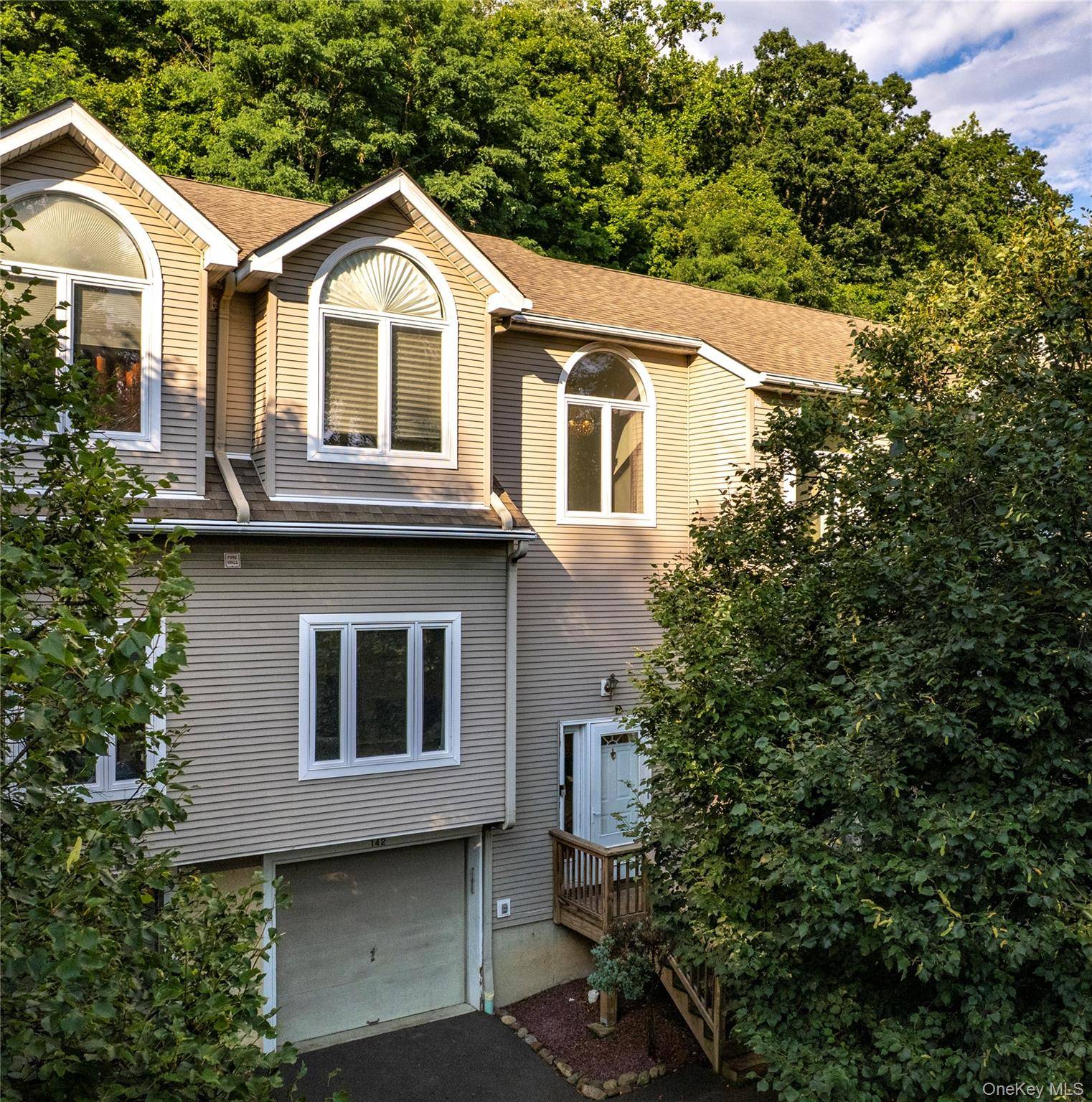 142 Foltim WAY, Congers, NY 10920