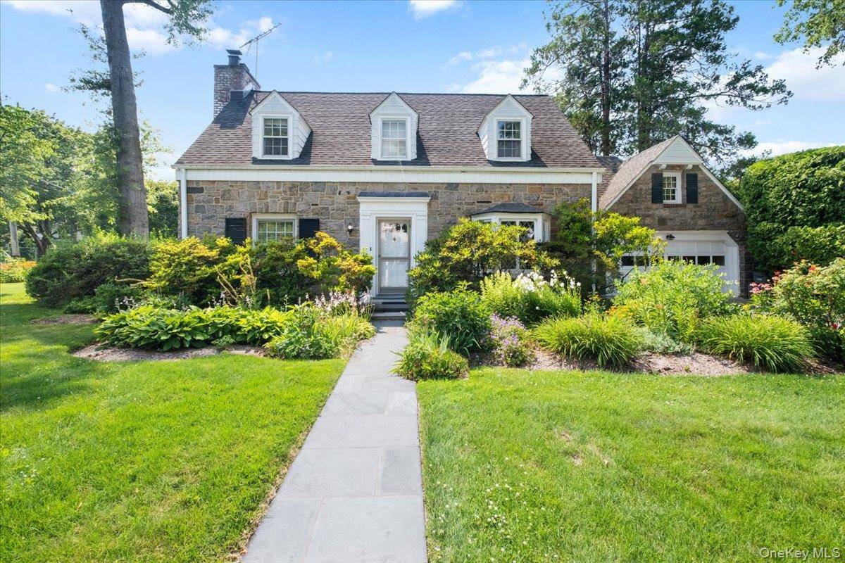 115 Ogden AVE, White Plains, NY 10605